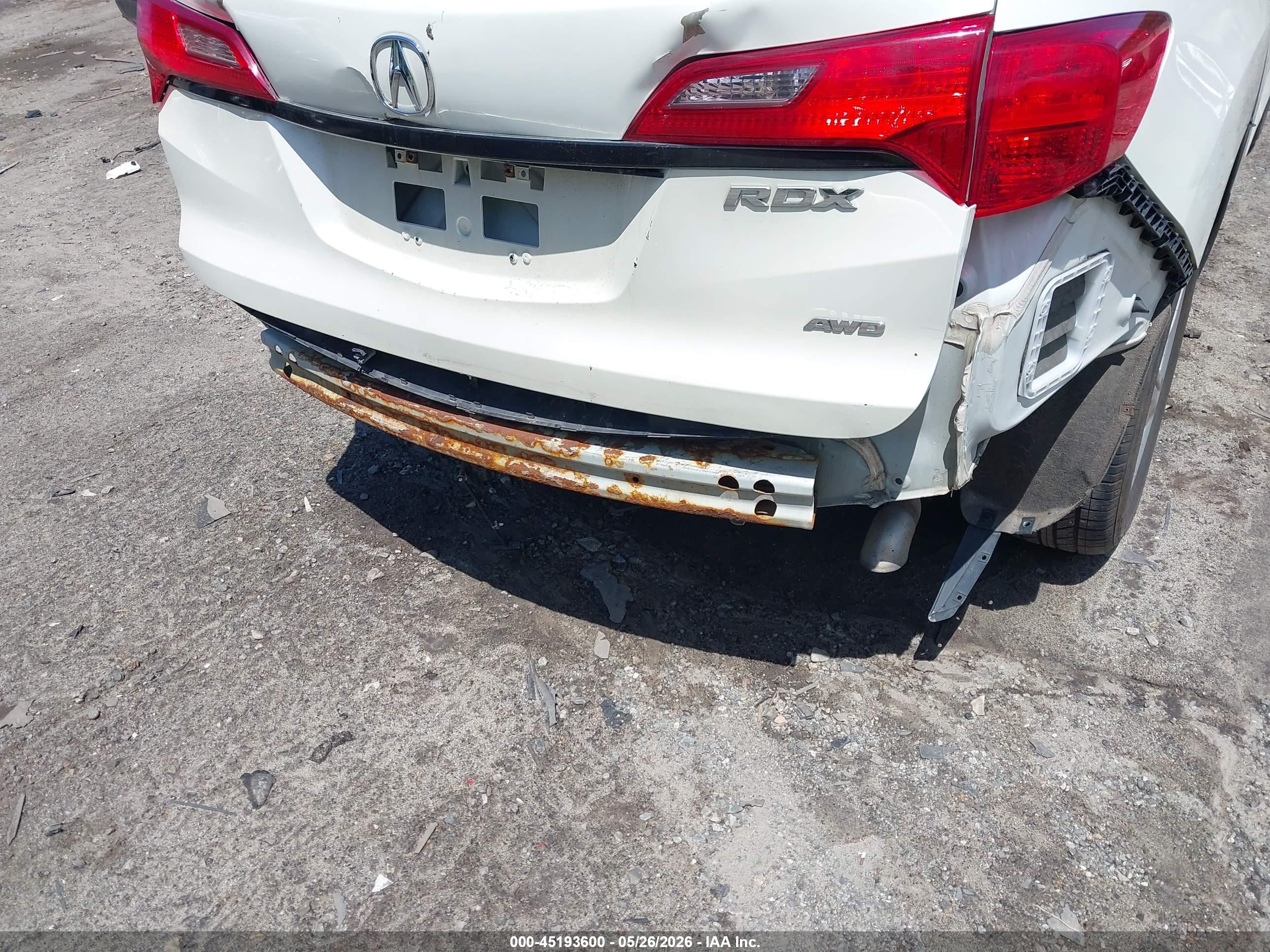 2014 Acura Rdx   White vin: 5J8TB4H38EL013695