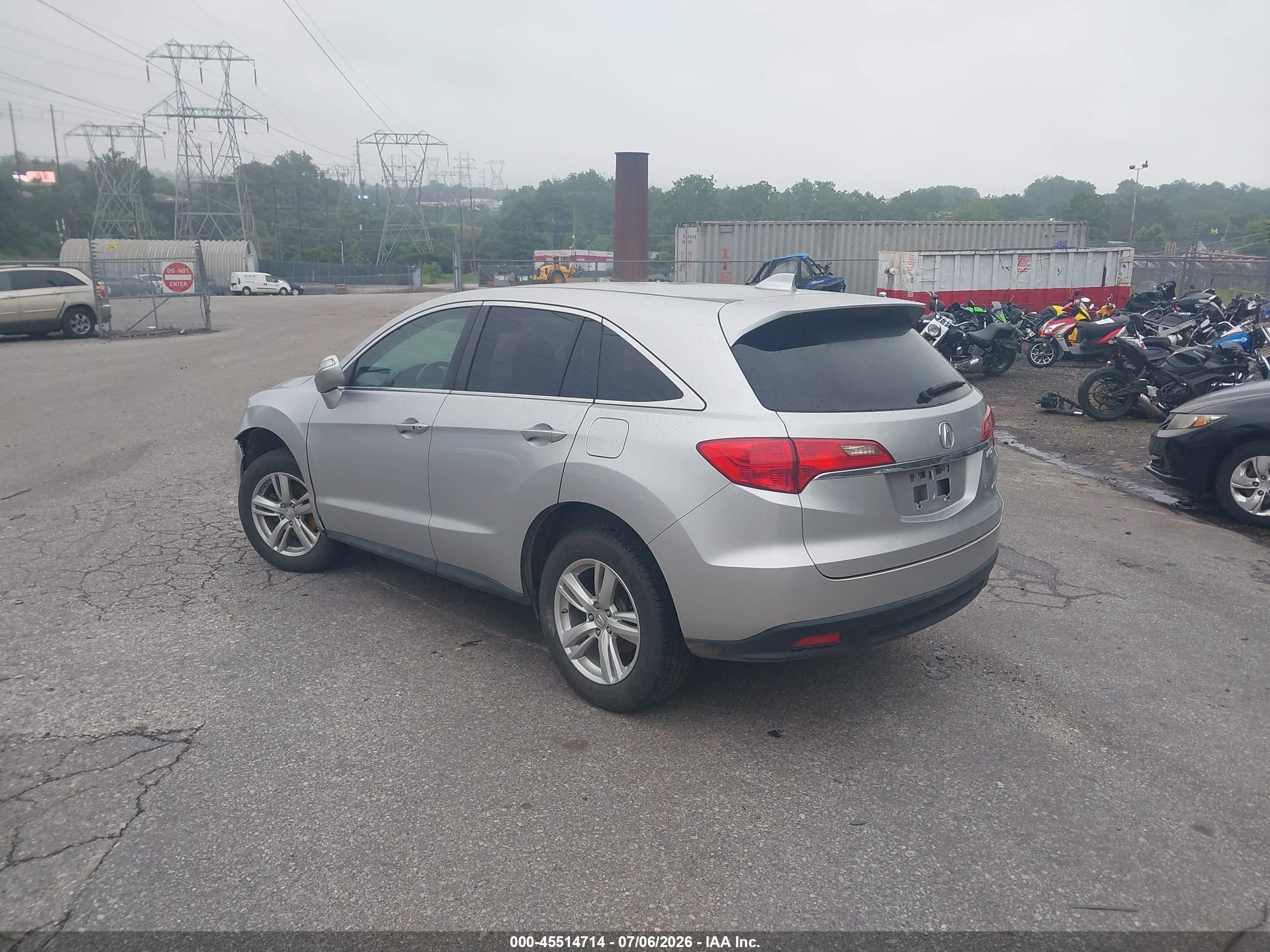 2015 Acura Rdx   Silver vin: 5J8TB4H3XFL029446