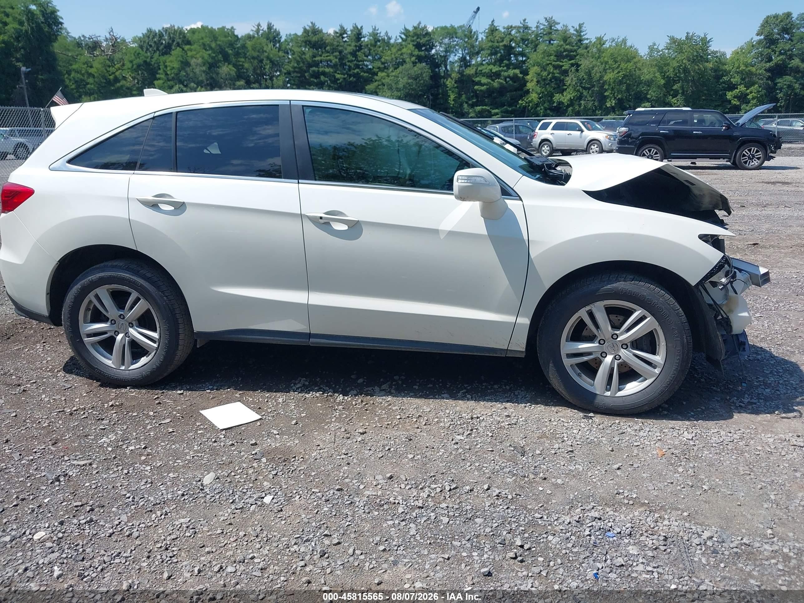 2015 Acura Rdx   White vin: 5J8TB4H50FL005304