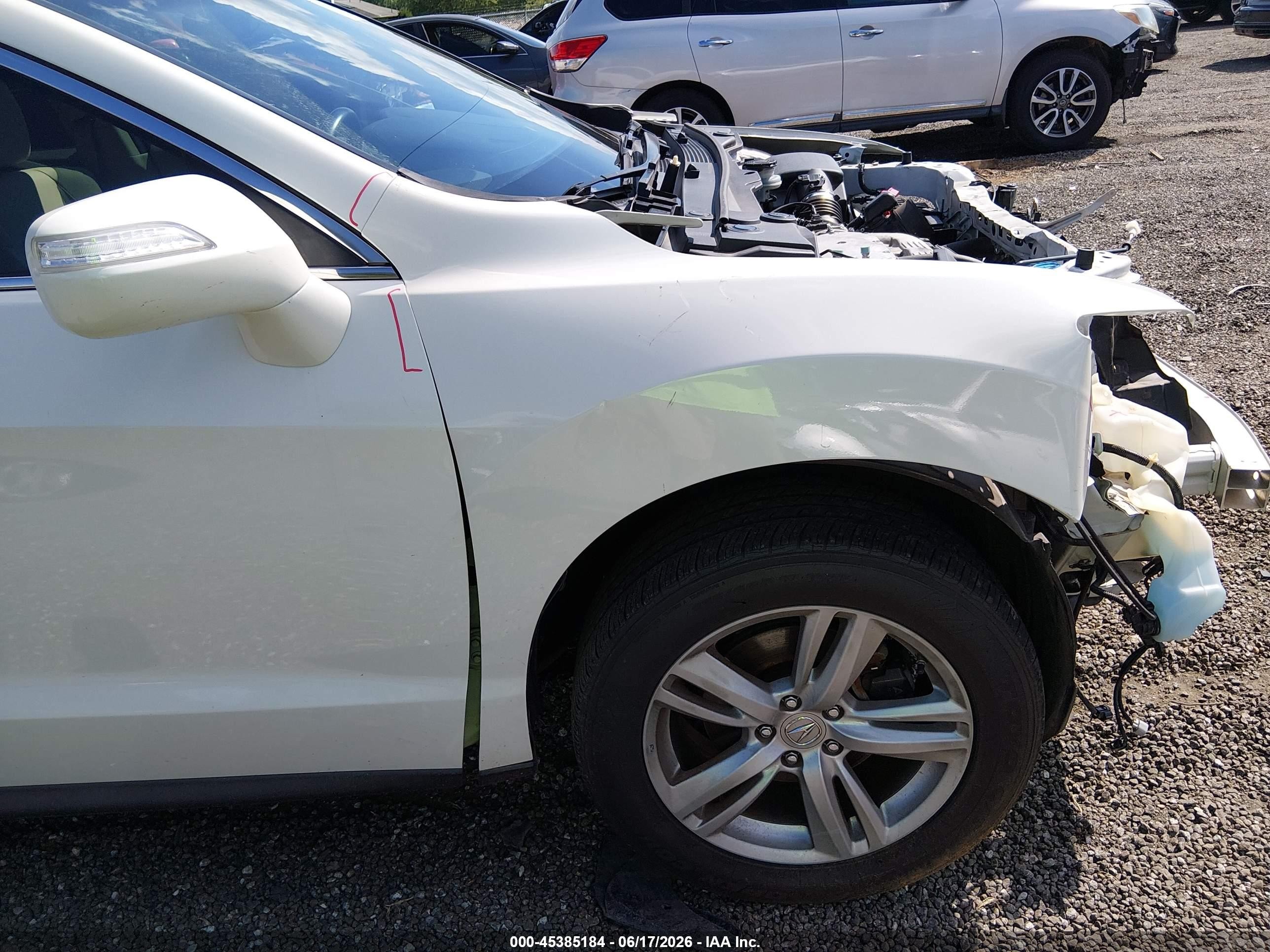 2014 Acura Rdx   White vin: 5J8TB4H52EL014472