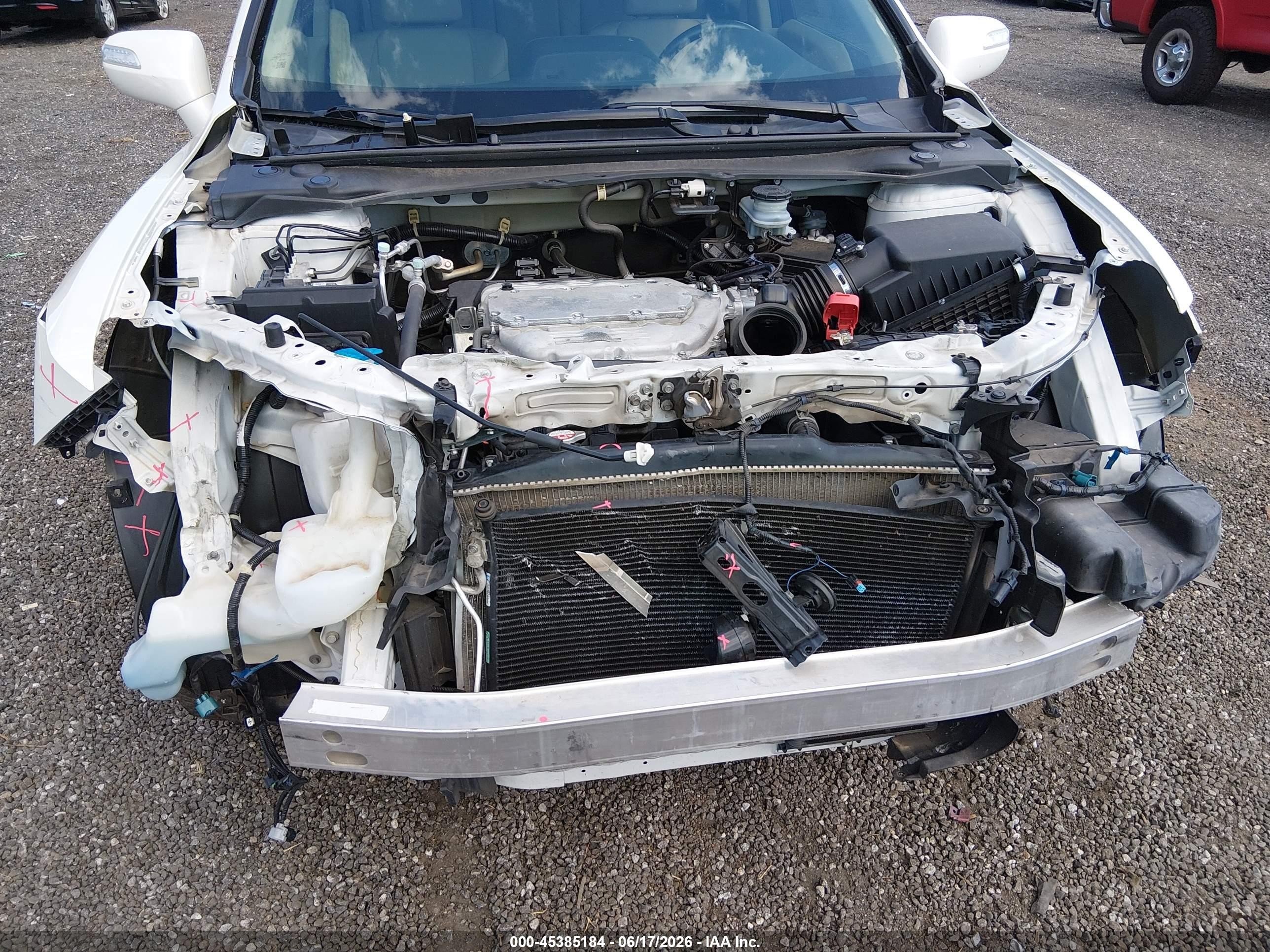 2014 Acura Rdx   White vin: 5J8TB4H52EL014472