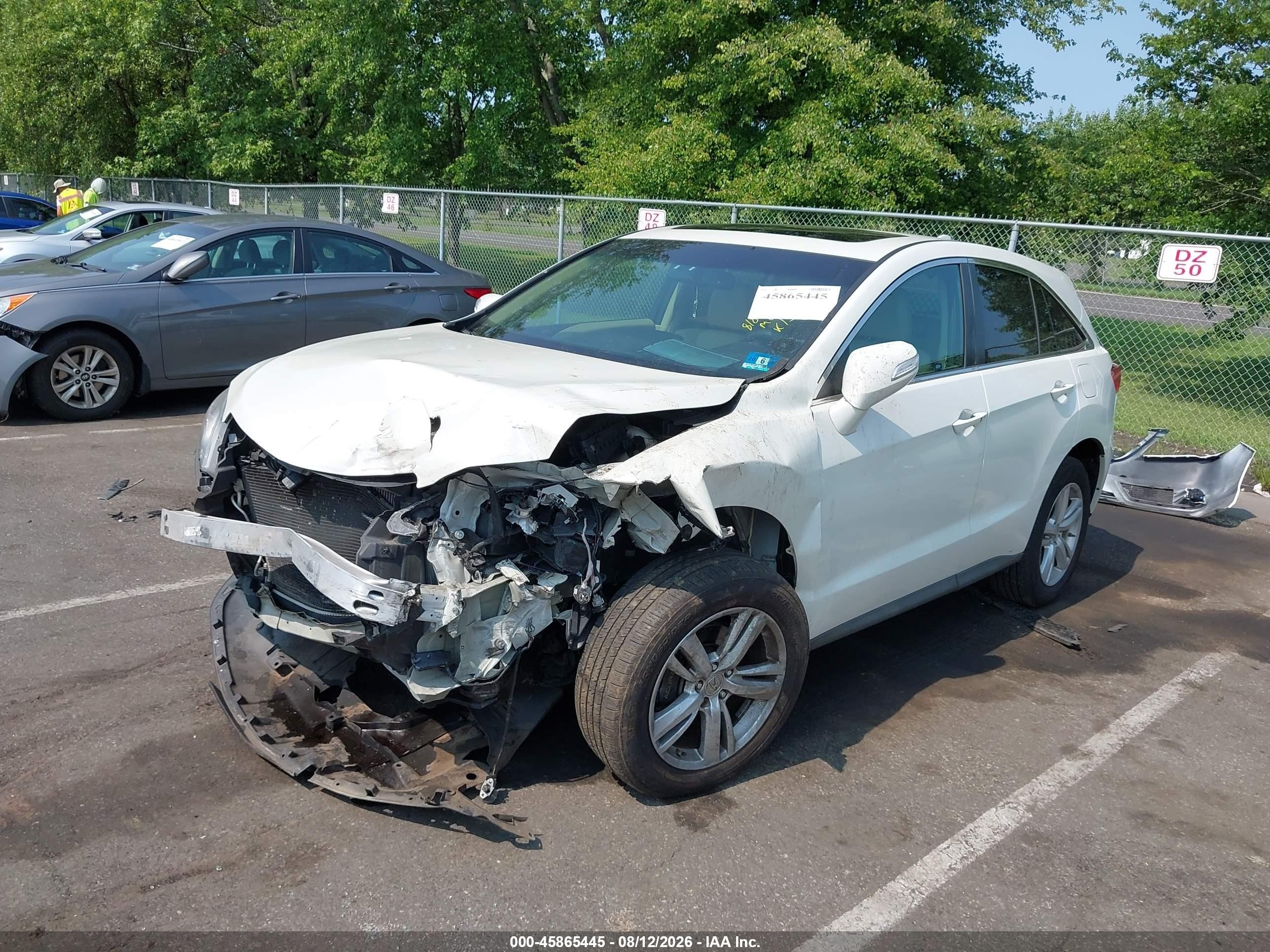 2015 Acura Rdx   White vin: 5J8TB4H52FL005319