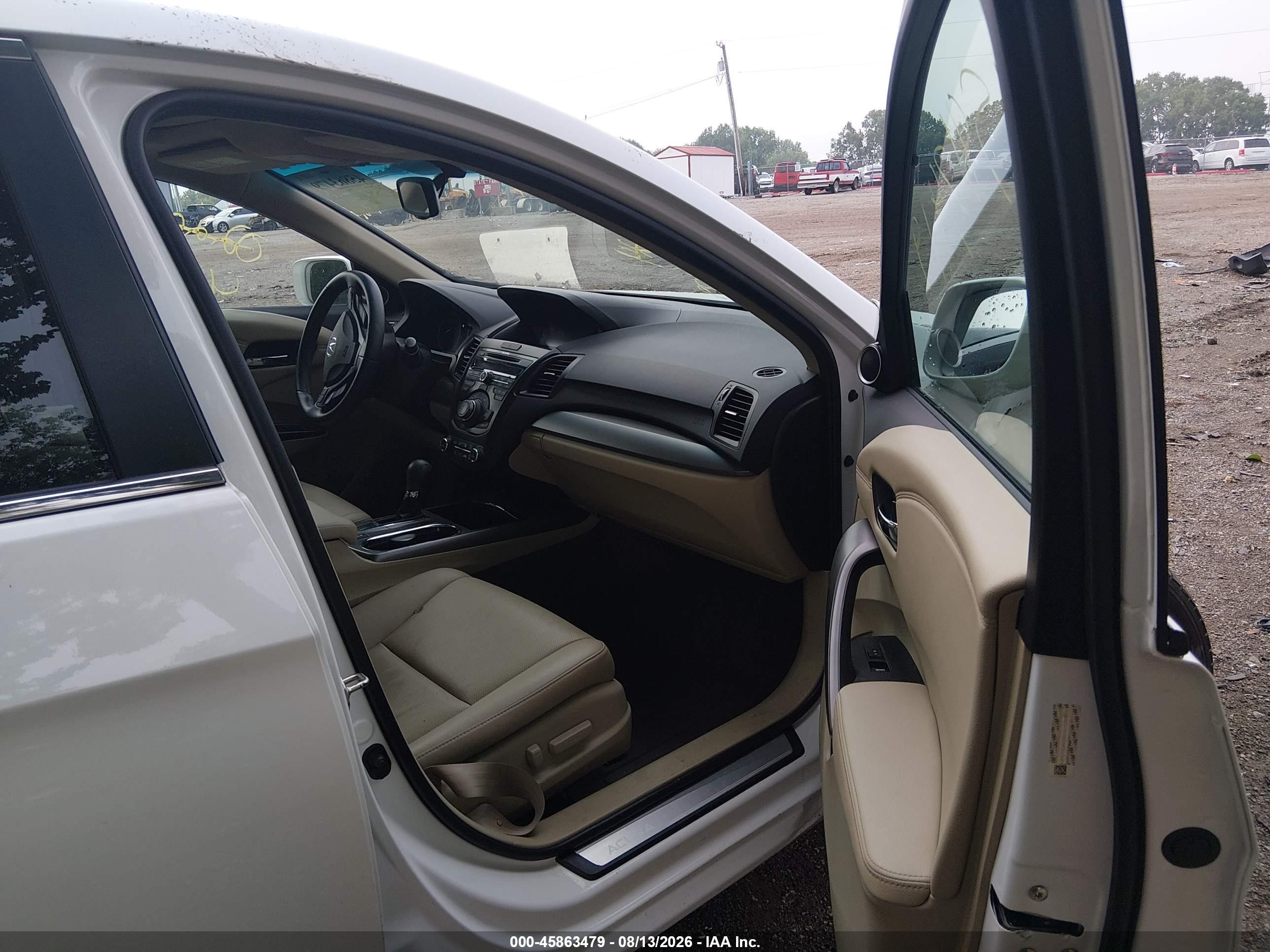 2015 Acura Rdx   White vin: 5J8TB4H52FL022024