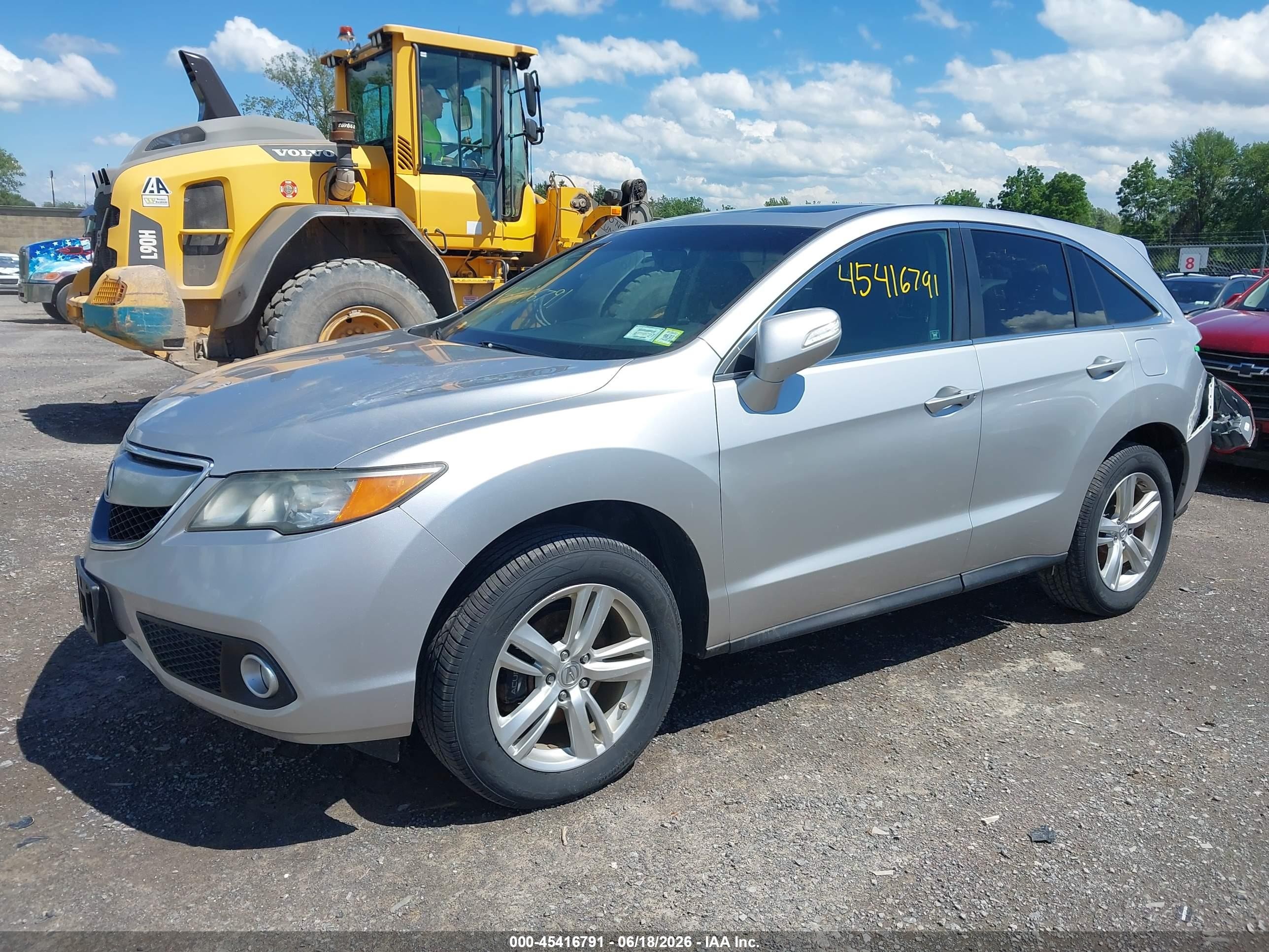 2013 Acura Rdx   Silver vin: 5J8TB4H53DL016438