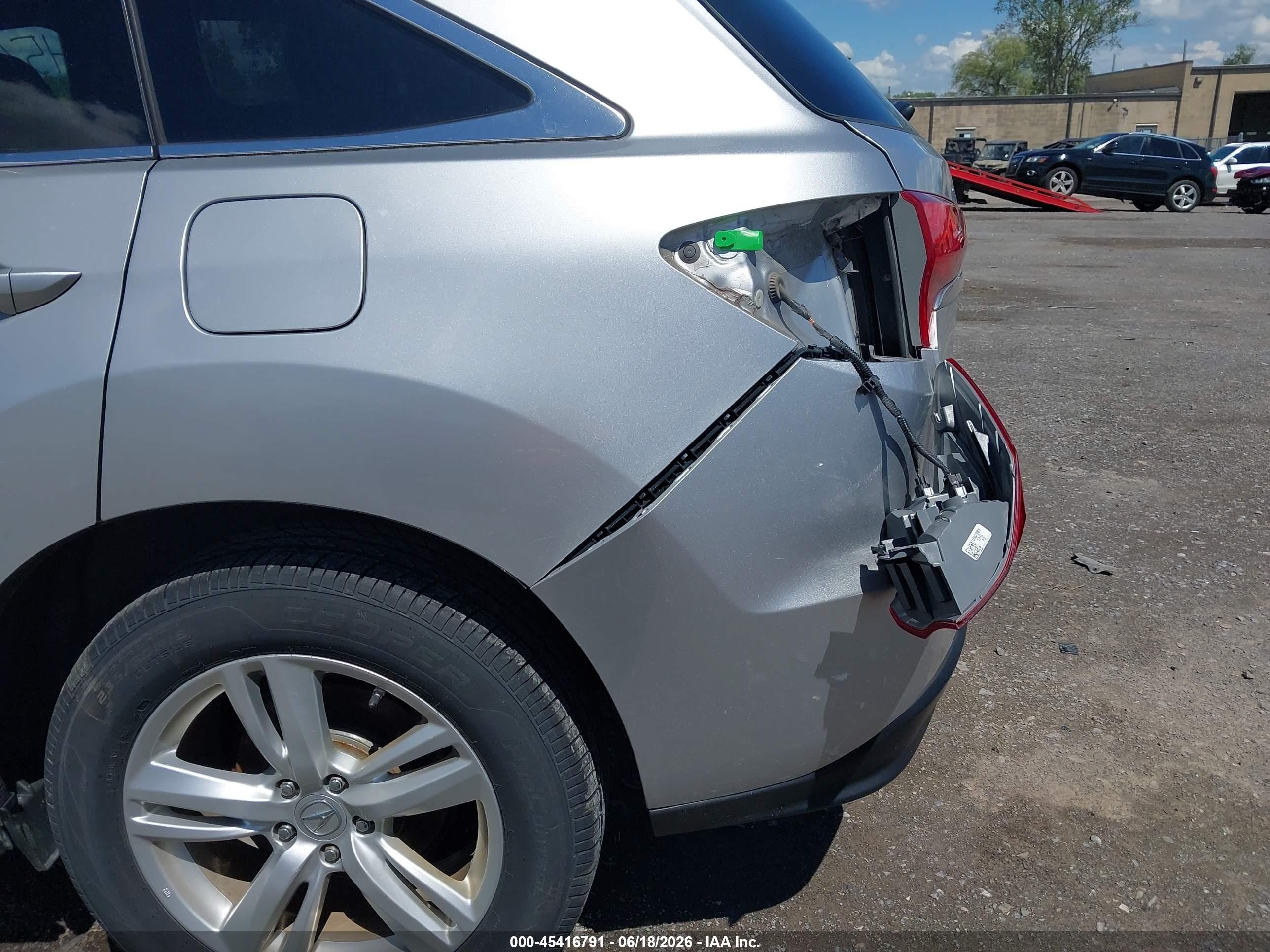2013 Acura Rdx   Silver vin: 5J8TB4H53DL016438