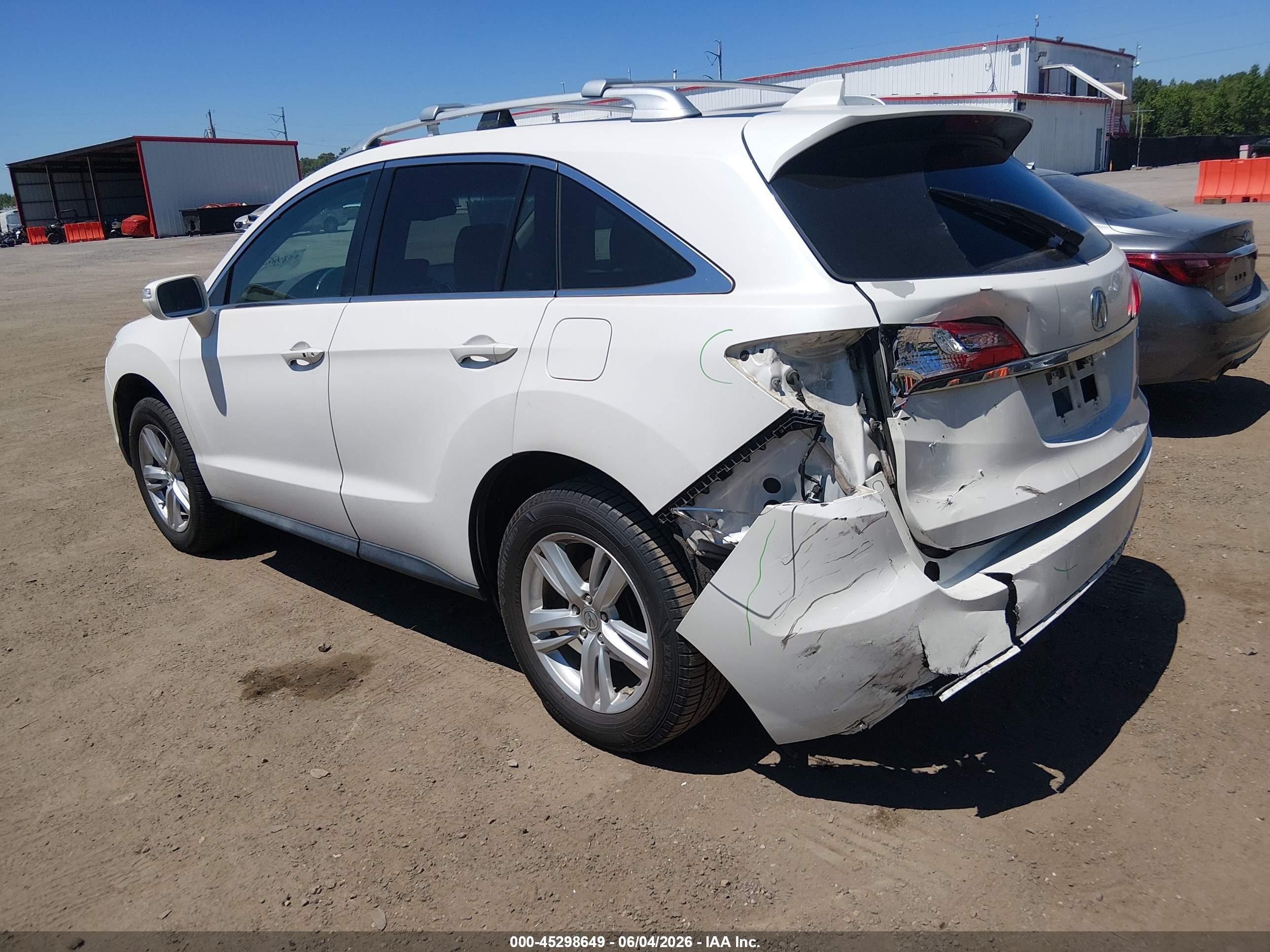 2015 Acura Rdx   Белый vin: 5J8TB4H54FL020811