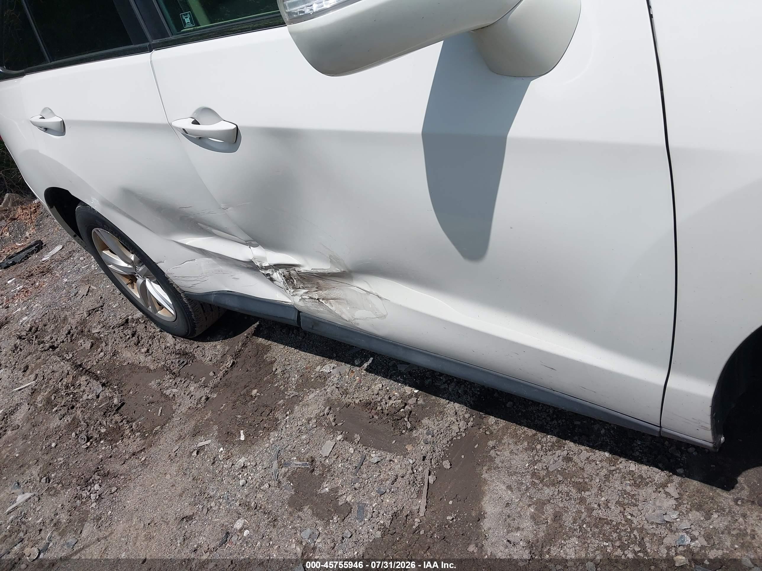2013 Acura Rdx   White vin: 5J8TB4H55DL009863