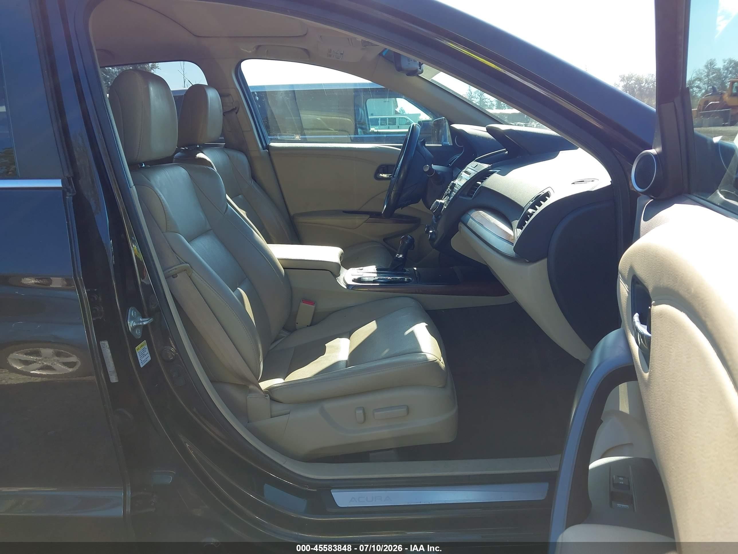 2015 Acura Rdx   Brown vin: 5J8TB4H57FL004277