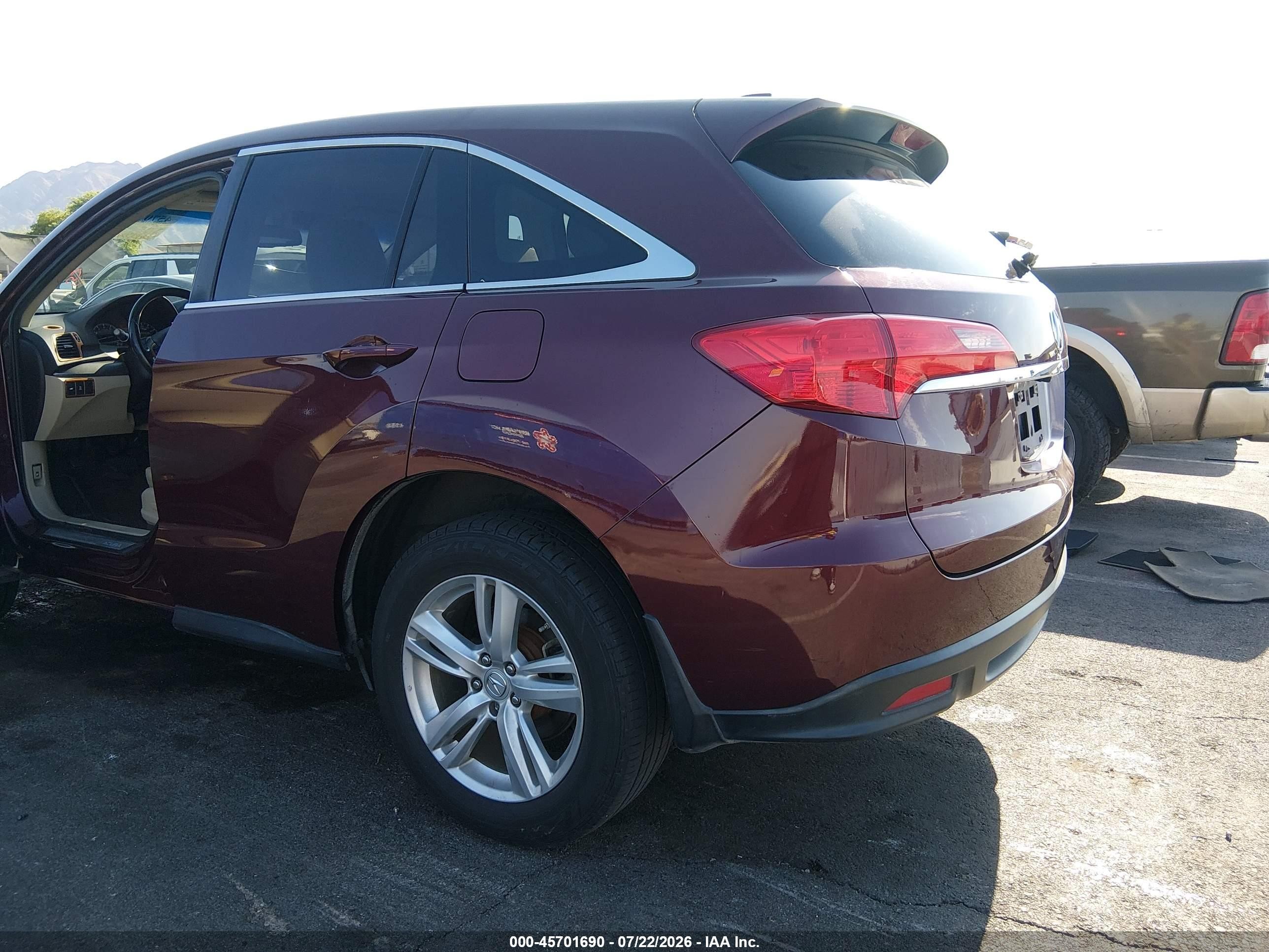 2014 Acura Rdx   Red vin: 5J8TB4H59EL025291