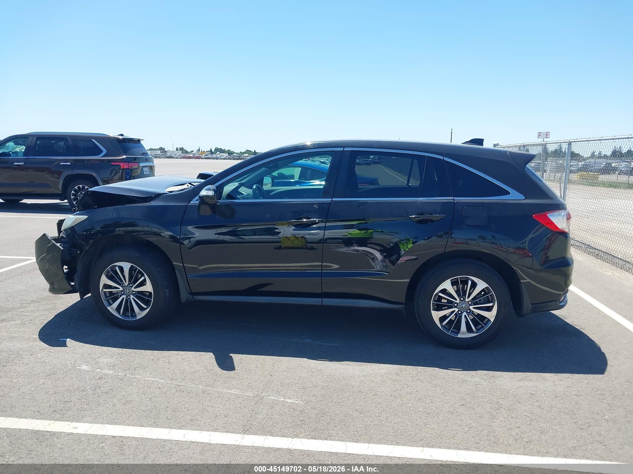 2017 Acura Rdx Advance Package Черный vin: 5J8TB4H76HL004159