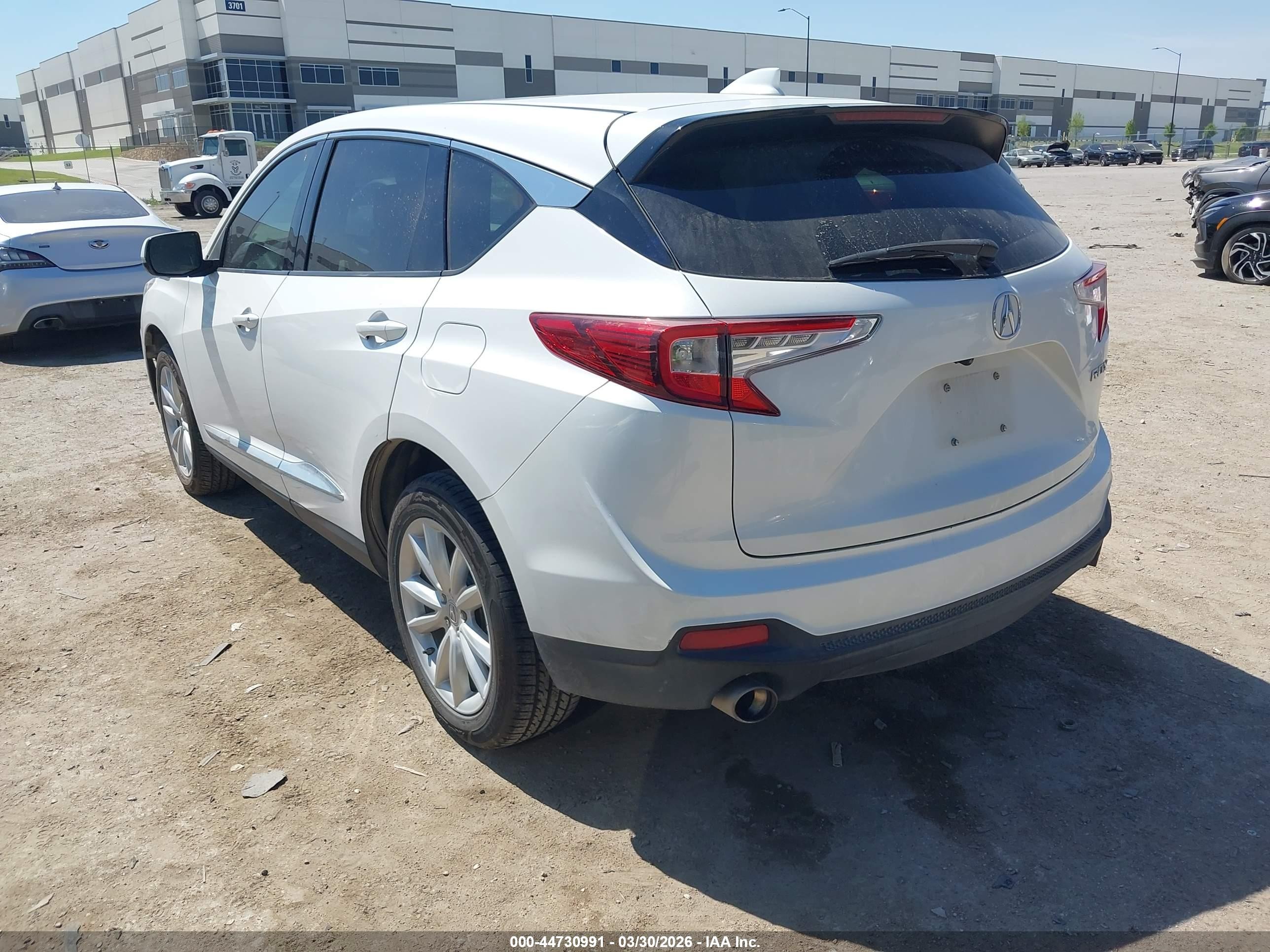 2020 Acura Rdx Standard Белый vin: 5J8TC1H37LL004138