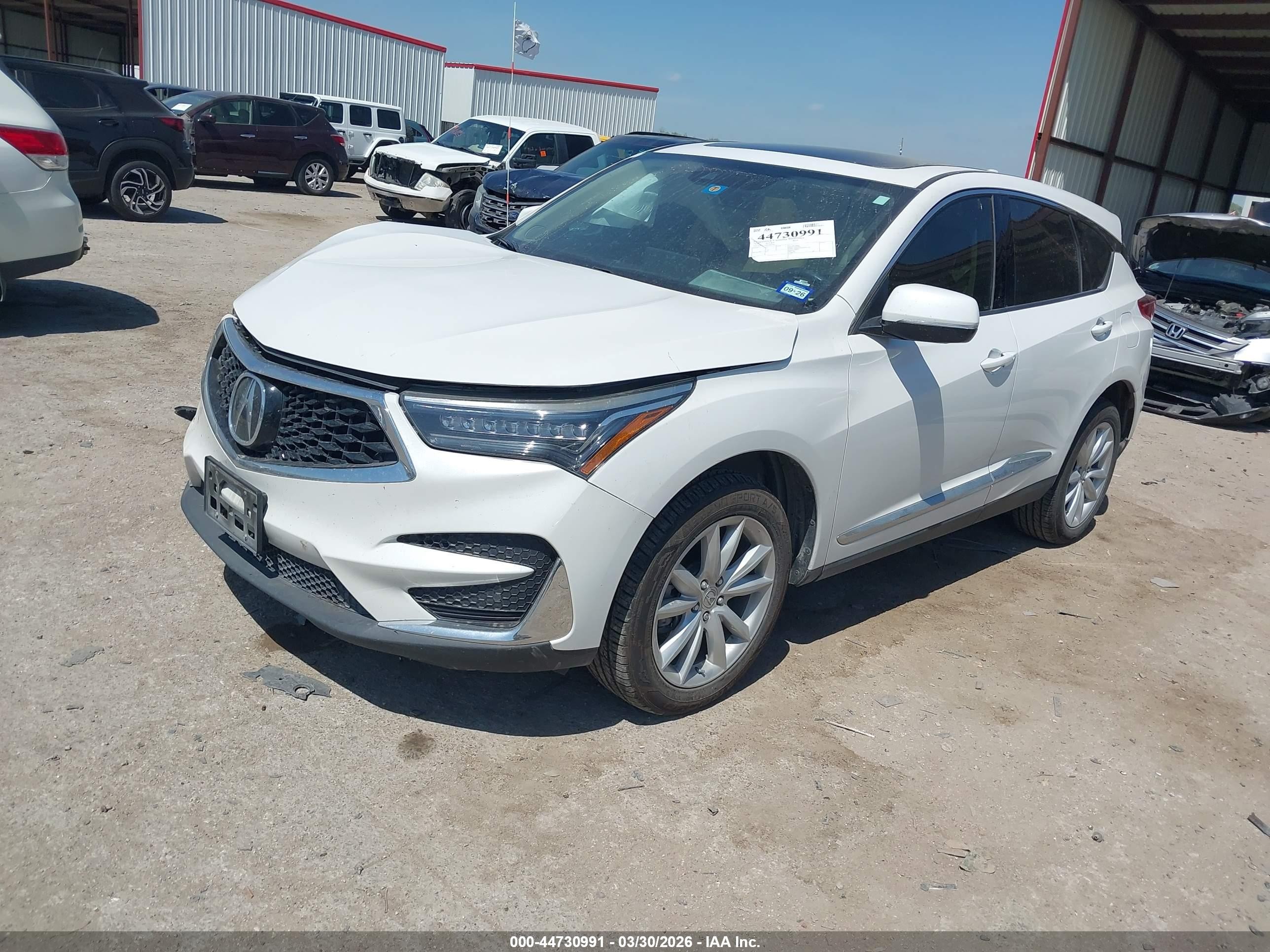 2020 Acura Rdx Standard Белый vin: 5J8TC1H37LL004138