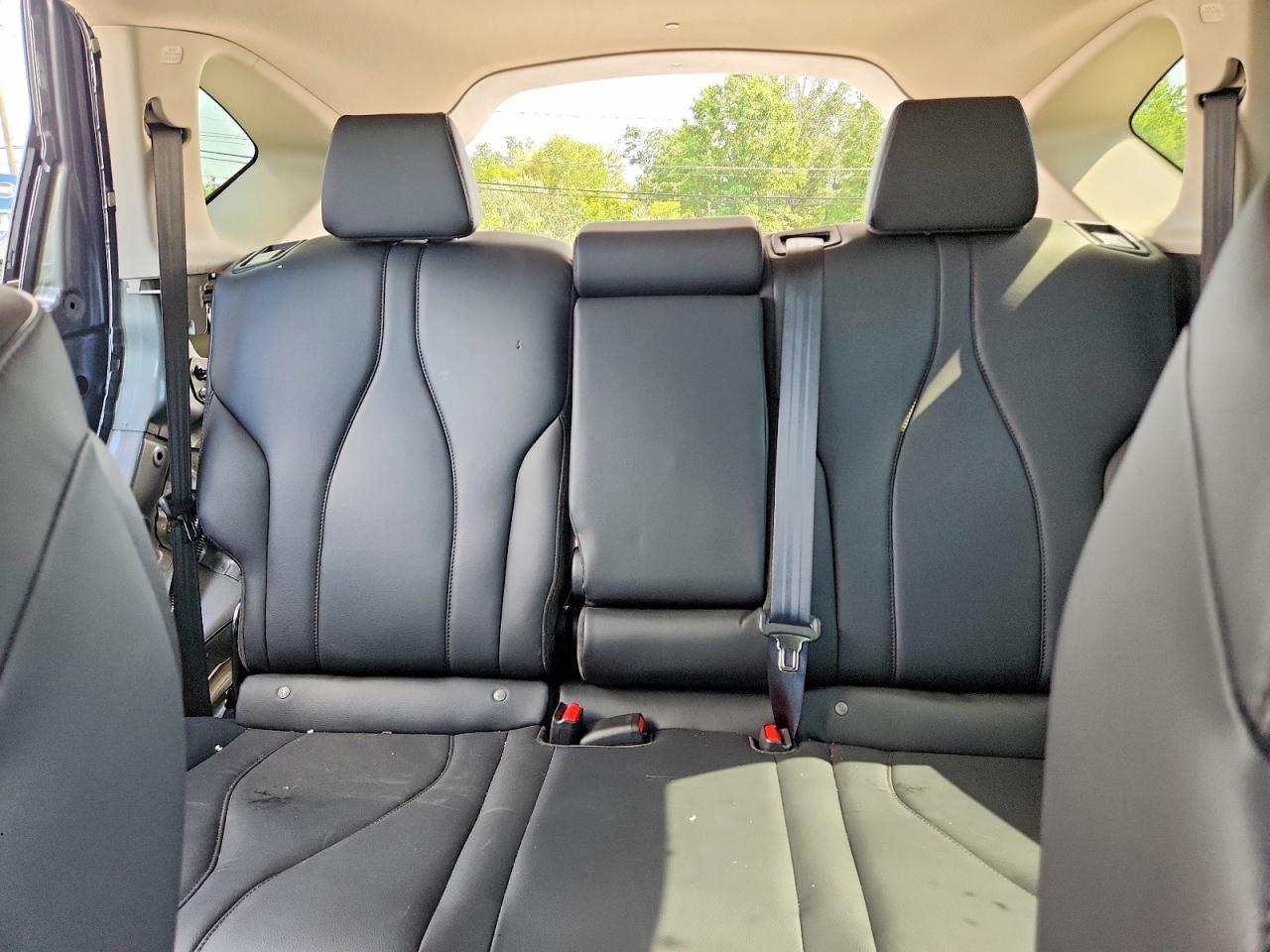 2020 Acura Rdx Silver vin: 5J8TC2H30LL034491
