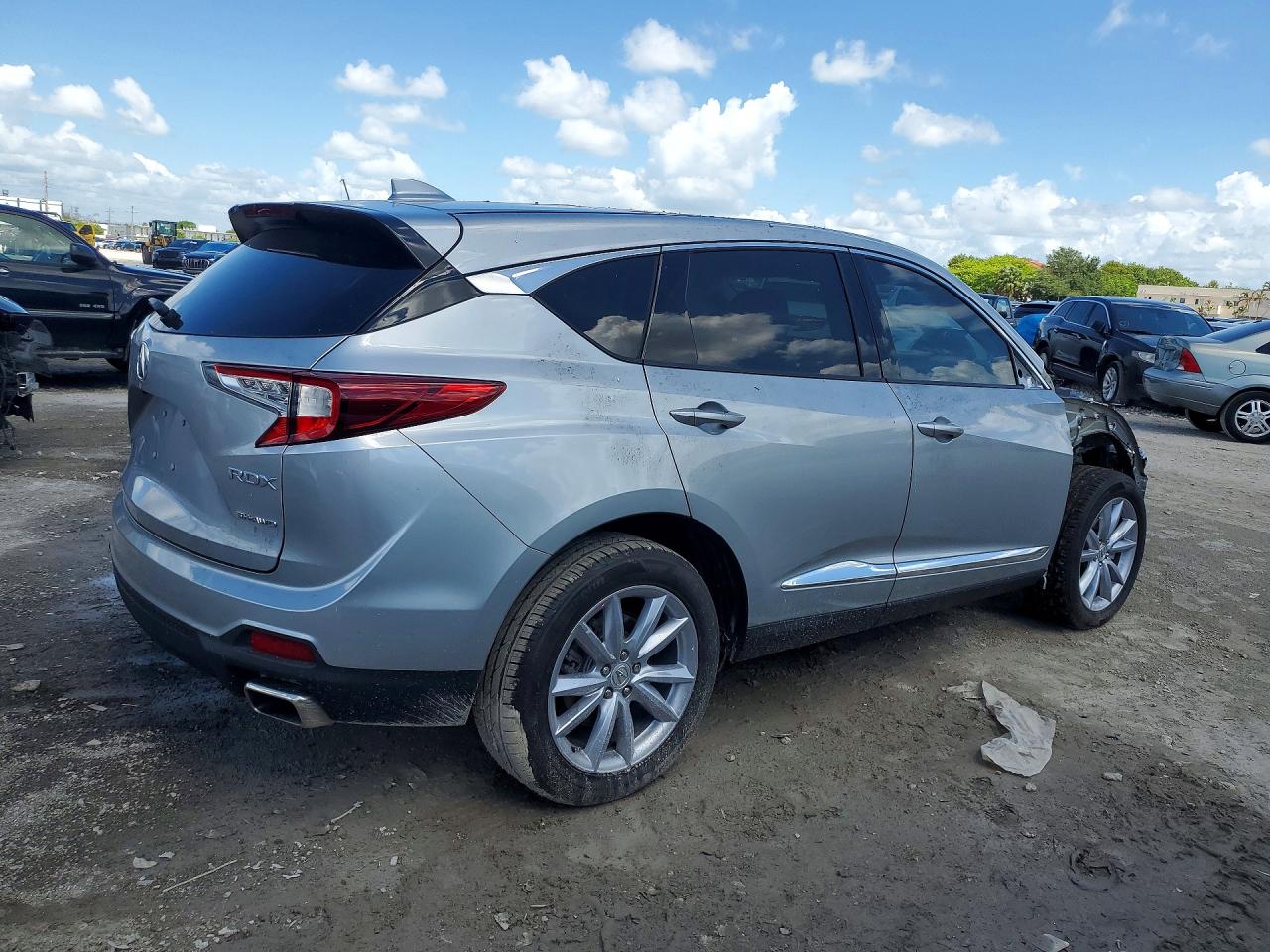 2024 Acura Rdx Серебряный vin: 5J8TC2H3XRL005301