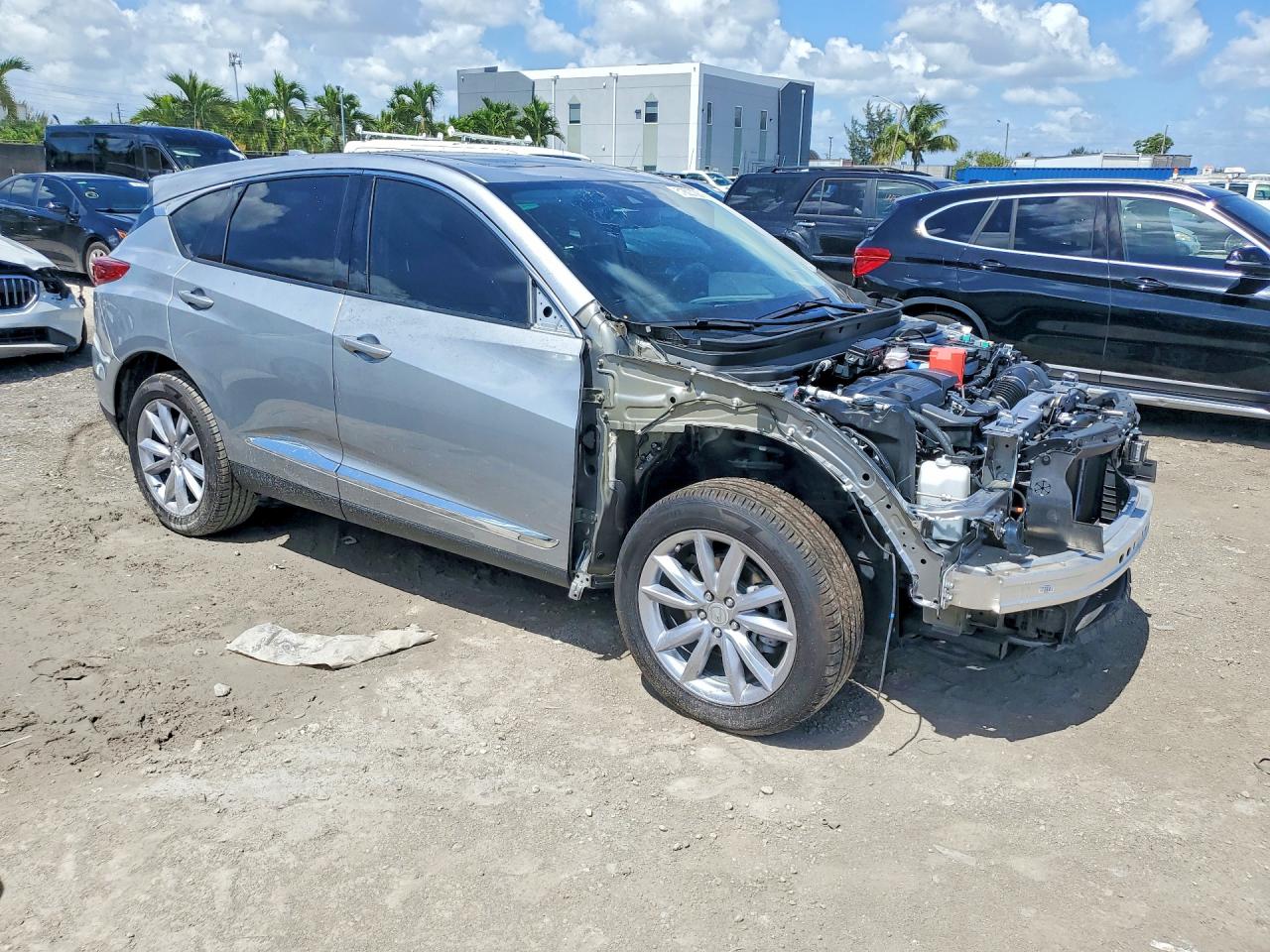 2024 Acura Rdx Серебряный vin: 5J8TC2H3XRL005301
