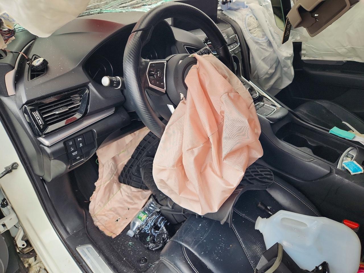 2020 Acura Rdx Technology Белый vin: 5J8TC2H57LL002266