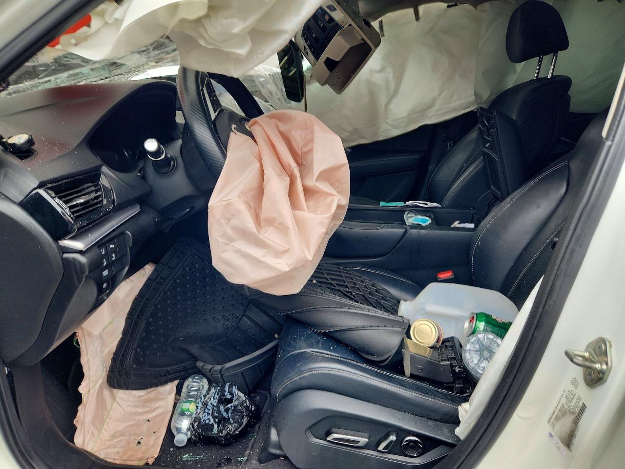 2020 Acura Rdx Technology Белый vin: 5J8TC2H57LL002266
