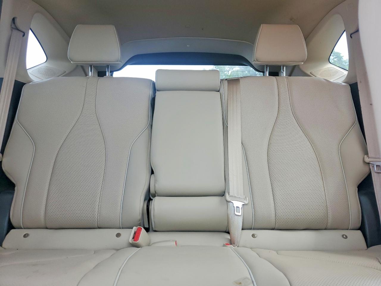2021 Acura Rdx Advance White vin: 5J8TC2H72ML034383