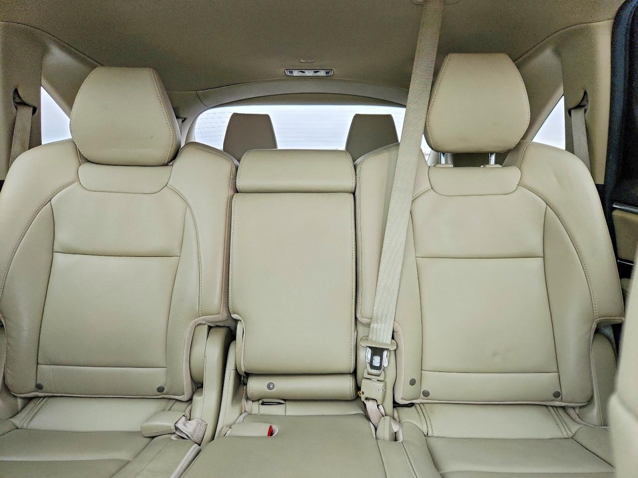 2019 Acura Mdx White vin: 5J8YD3H33KL009740