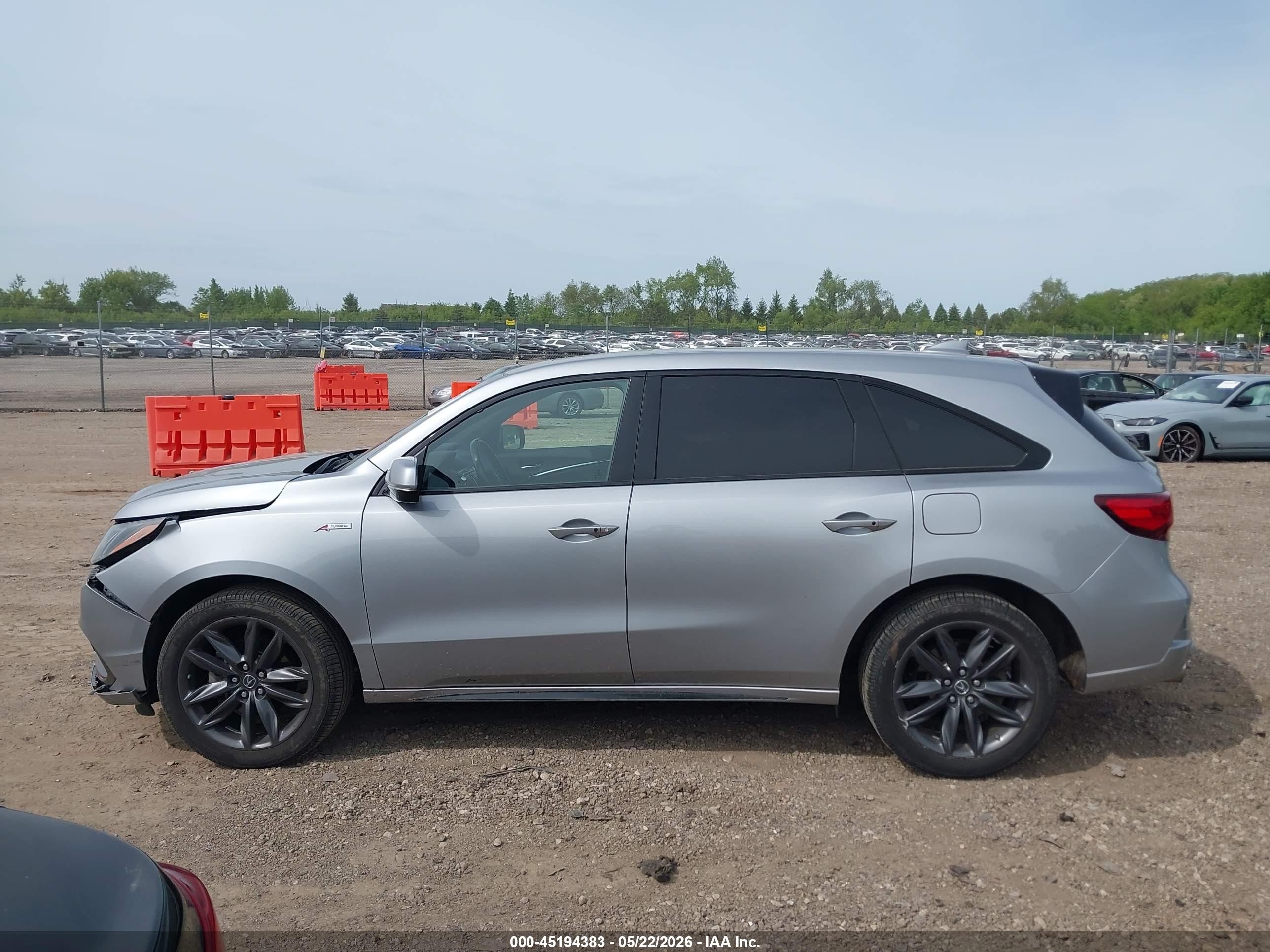 2019 Acura Mdx Tech   A-spec Pkgs Silver vin: 5J8YD4H01KL010834