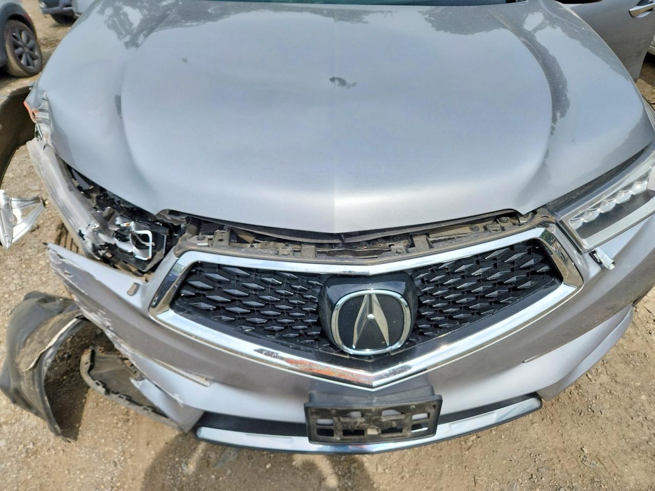 2017 Acura Mdx Silver vin: 5J8YD4H33HL005136