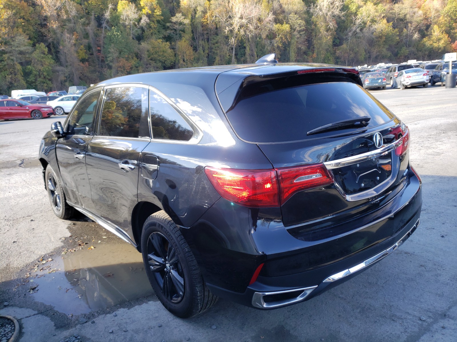 2019 Acura Mdx  Black vin: 5J8YD4H38KL036616