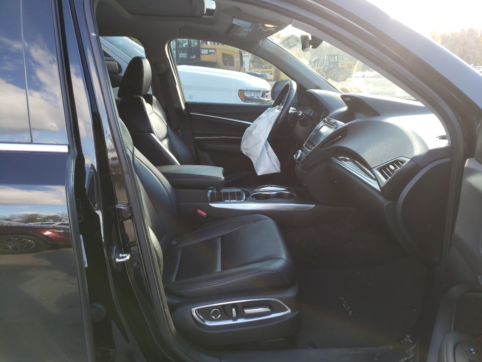 2019 Acura Mdx  Black vin: 5J8YD4H38KL036616