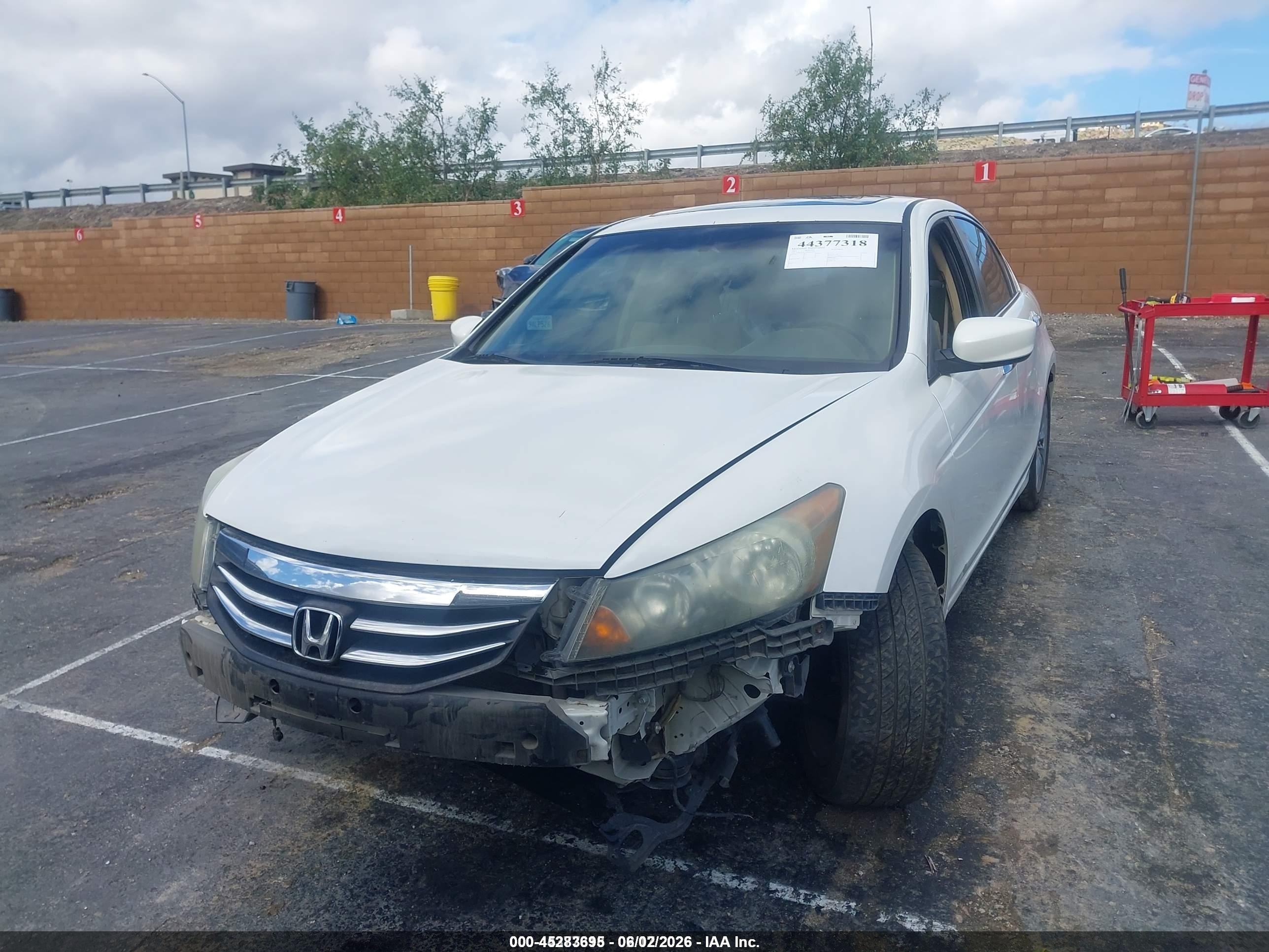 2011 Honda Accord 3.5 Ex White vin: 5KBCP3F73BB004676