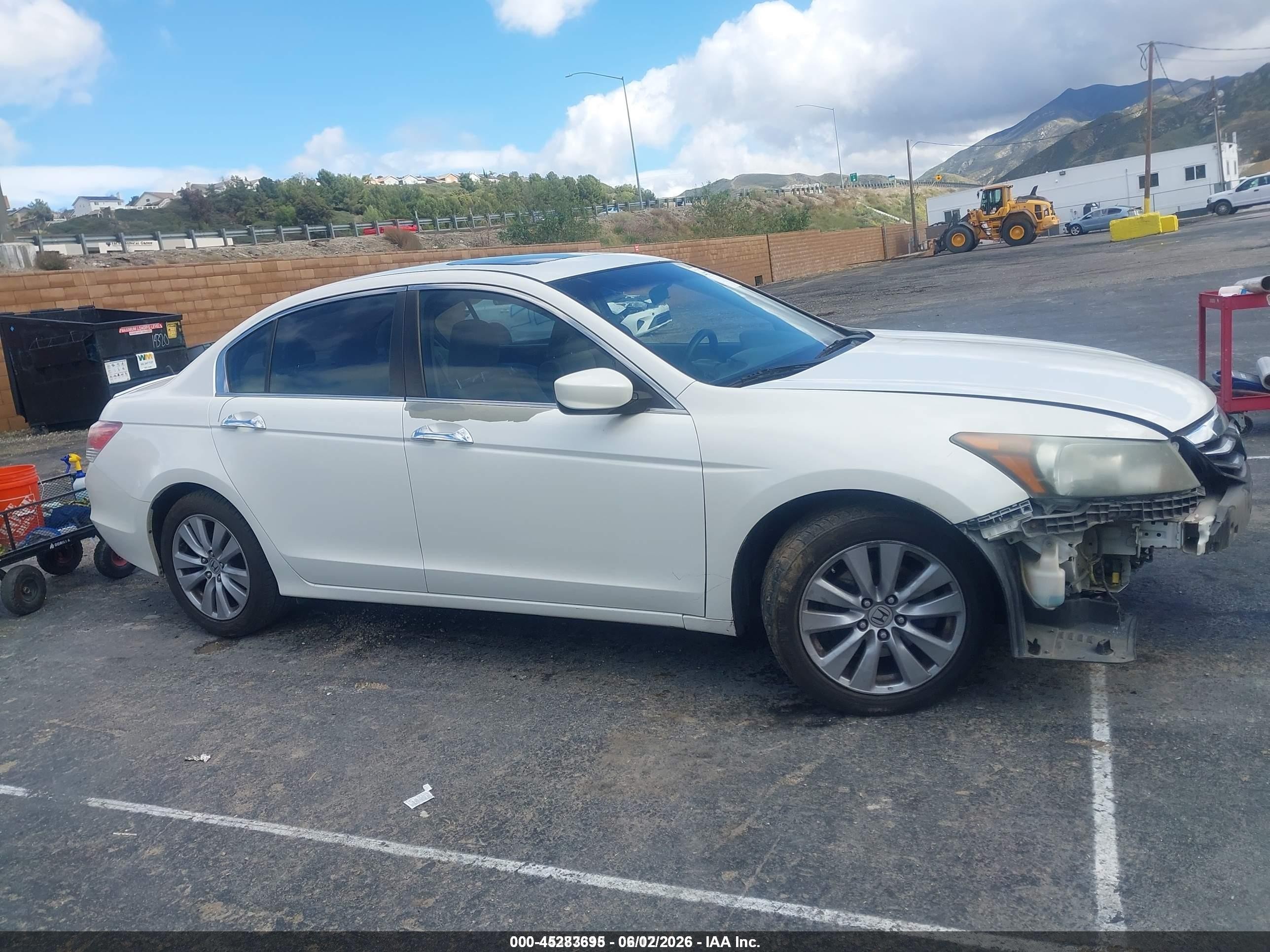 2011 Honda Accord 3.5 Ex White vin: 5KBCP3F73BB004676