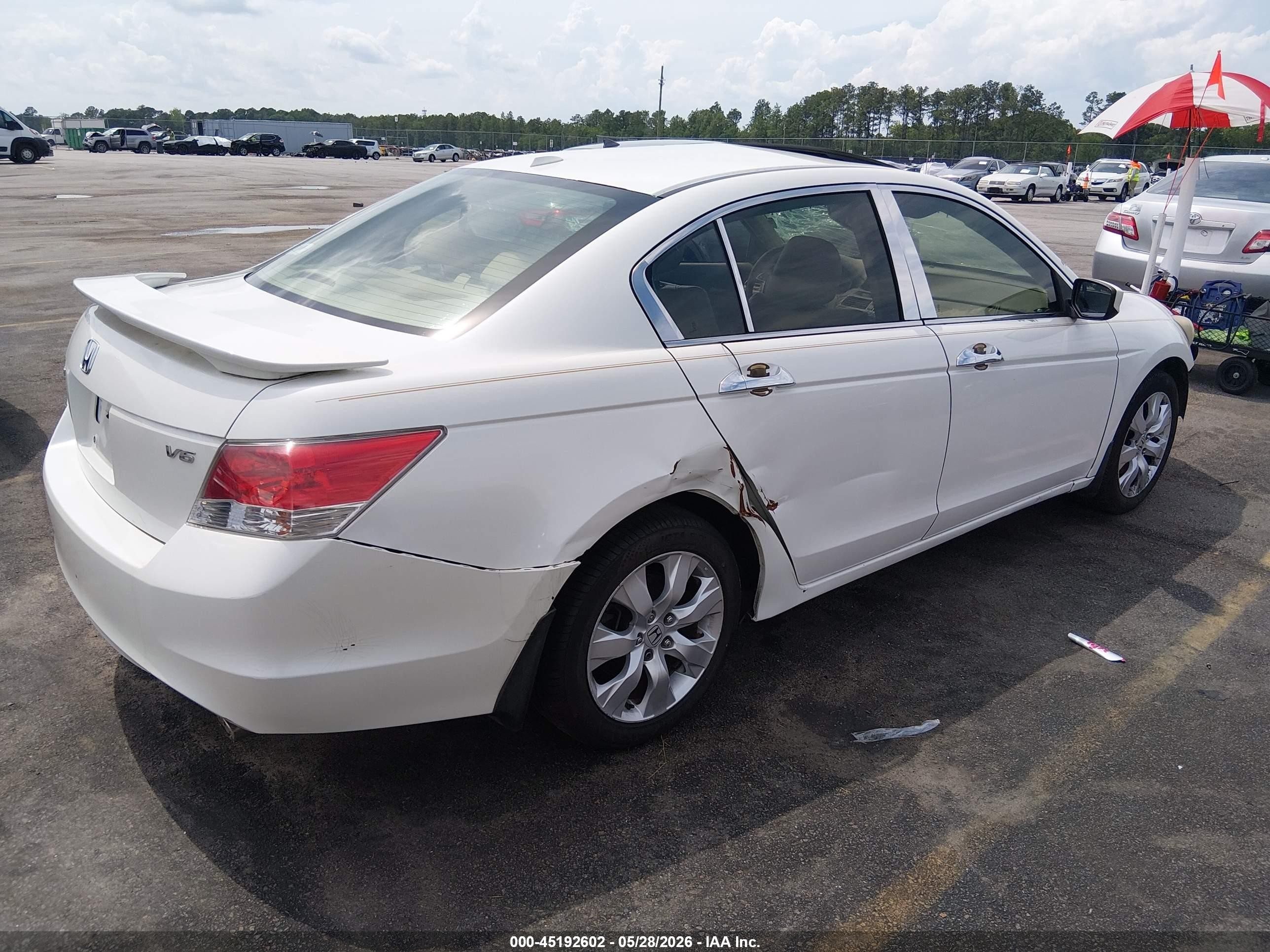 2010 Honda Accord 3.5 Ex-l White vin: 5KBCP3F81AB003646