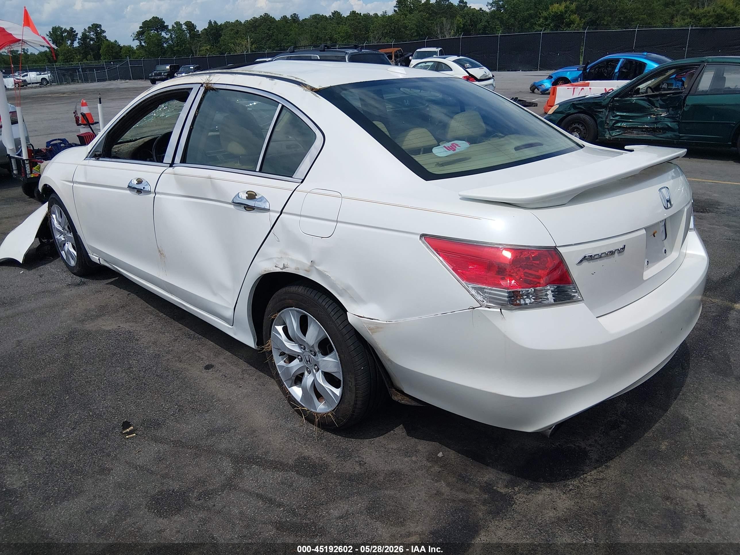 2010 Honda Accord 3.5 Ex-l White vin: 5KBCP3F81AB003646