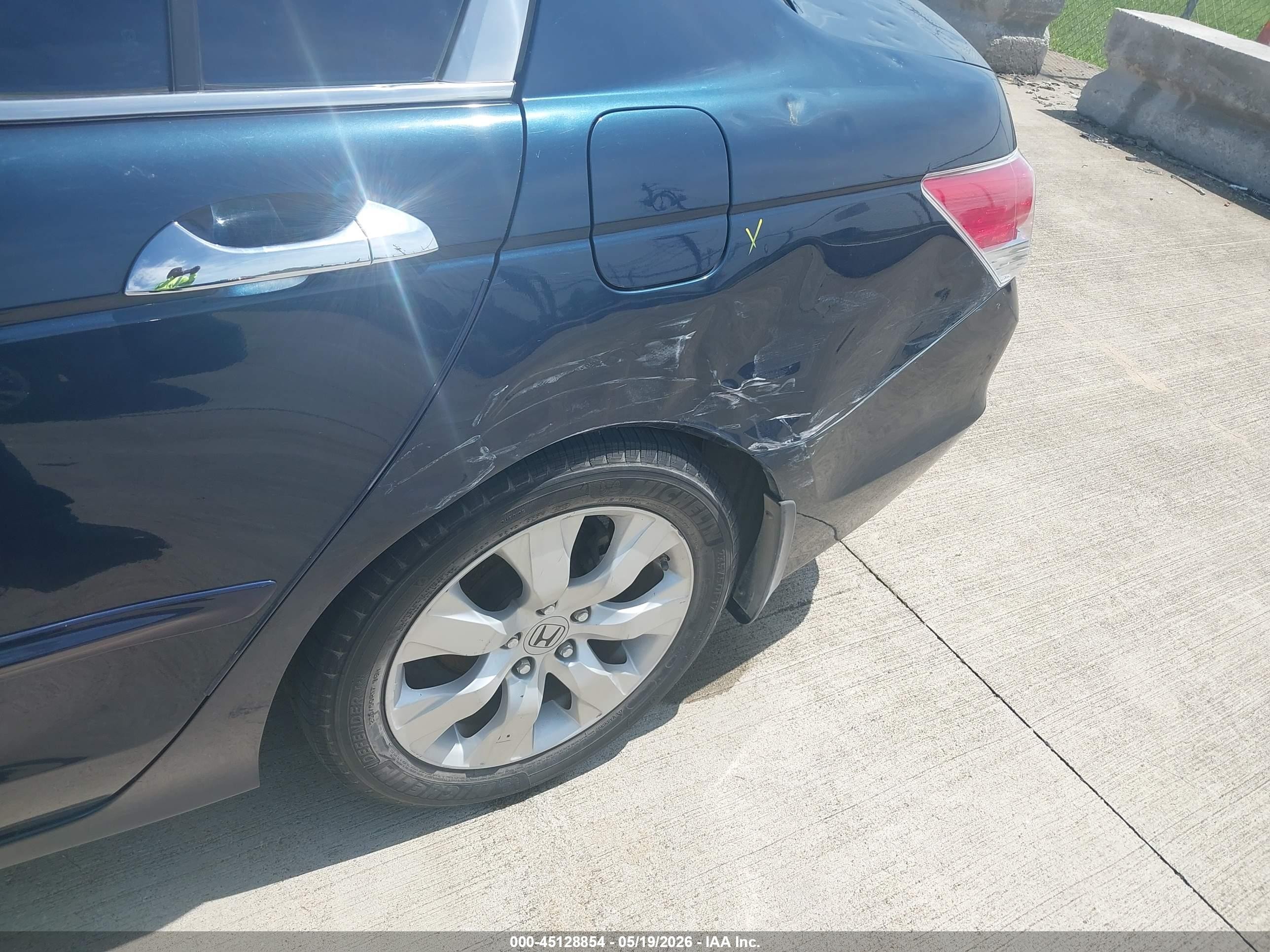 2010 Honda Accord 3.5 Ex-l Blue vin: 5KBCP3F81AB006644