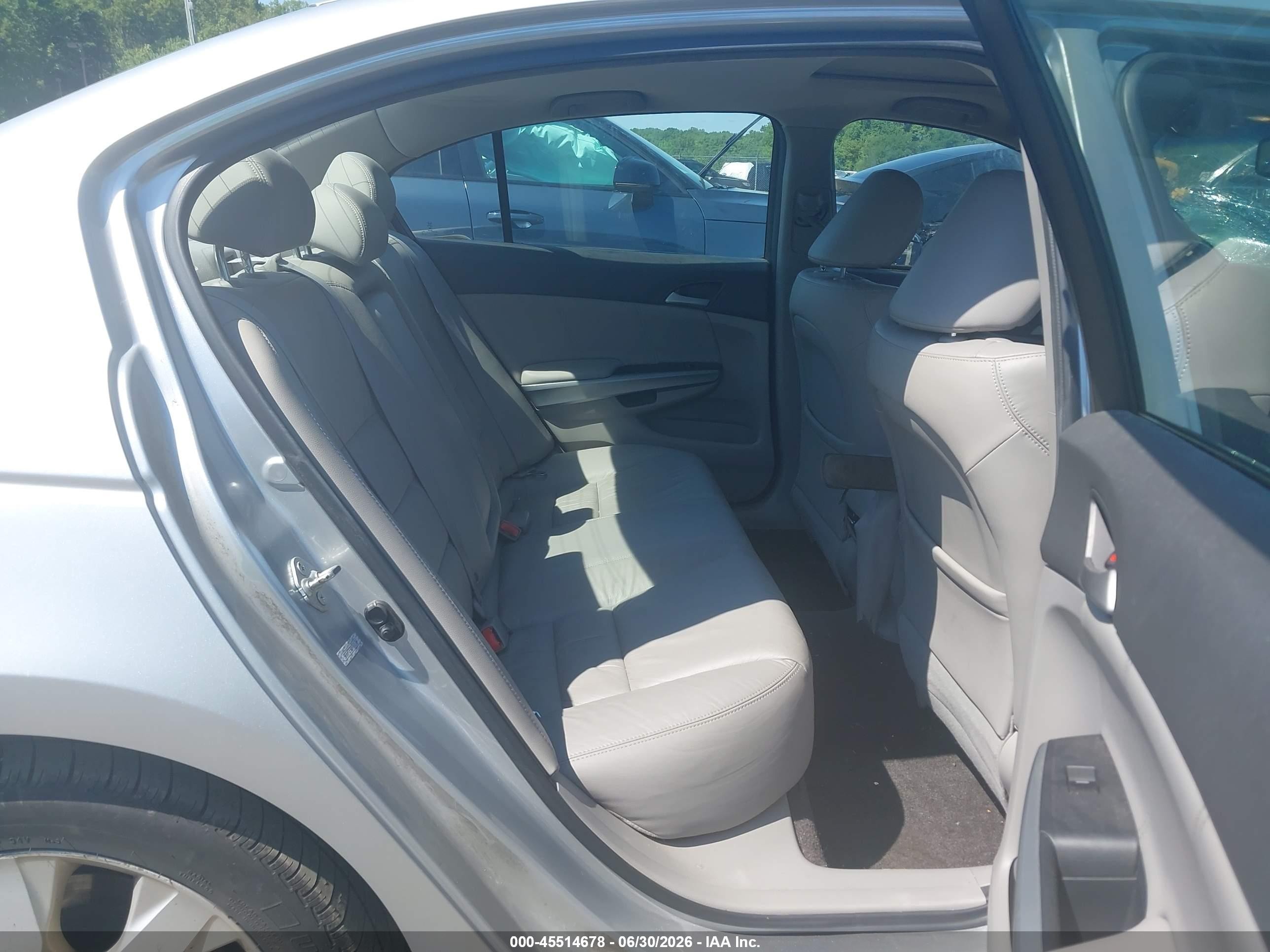 2010 Honda Accord 3.5 Ex-l Silver vin: 5KBCP3F82AB001369