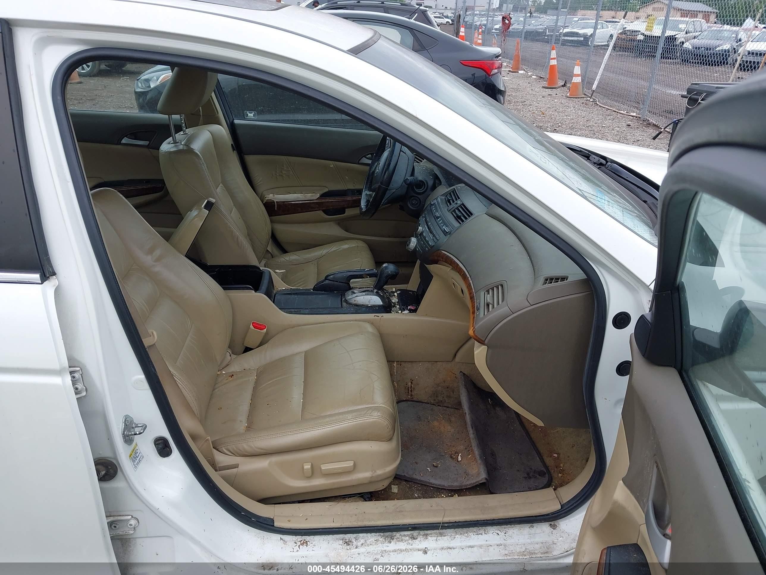2010 Honda Accord 3.5 Ex-l White vin: 5KBCP3F85AB001687
