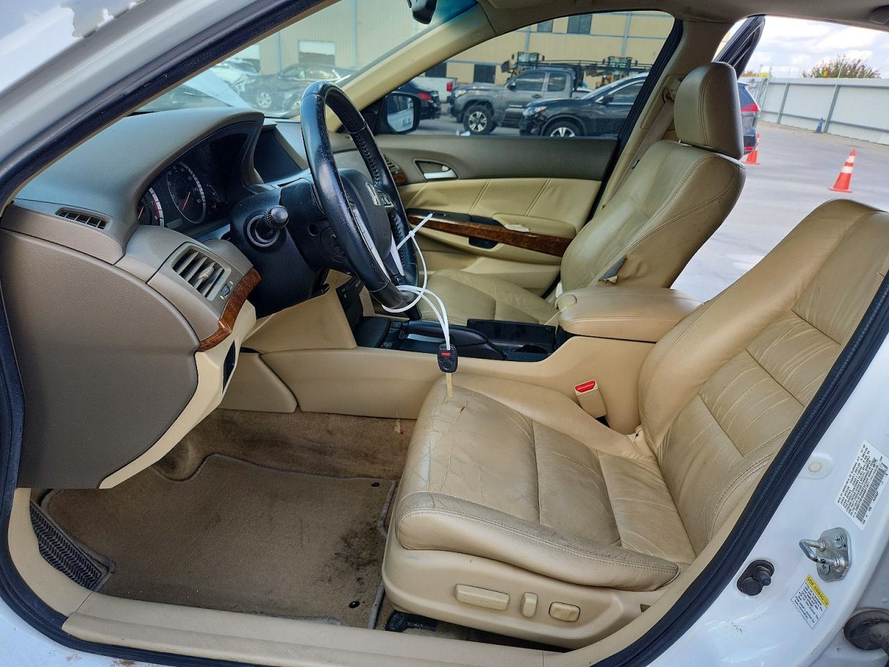 2010 Honda Accord Exl Белый vin: 5KBCP3F85AB011071