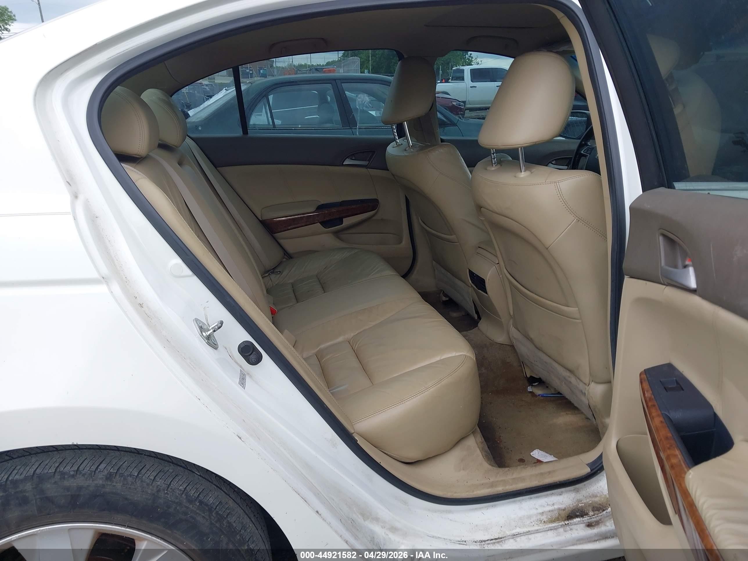 2010 Honda Accord 3.5 Ex-l White vin: 5KBCP3F86AB015226