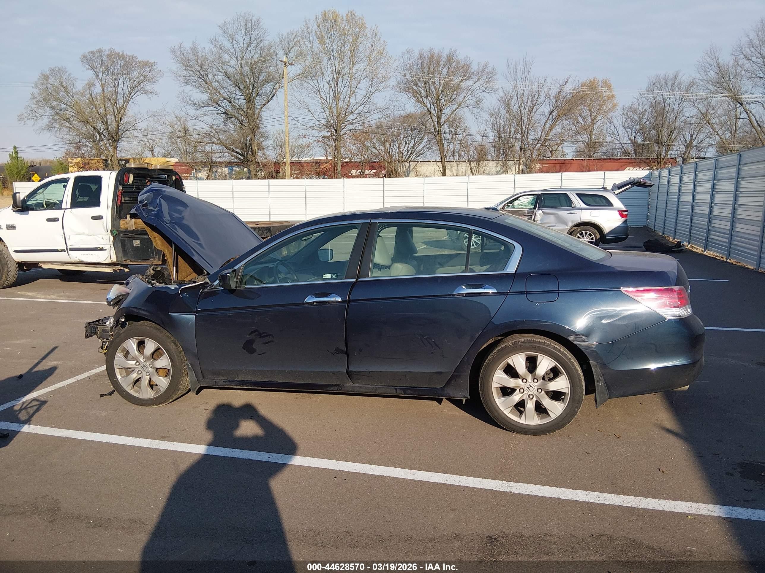 2010 Honda Accord 3.5 Ex-l Blue vin: 5KBCP3F87AB011556