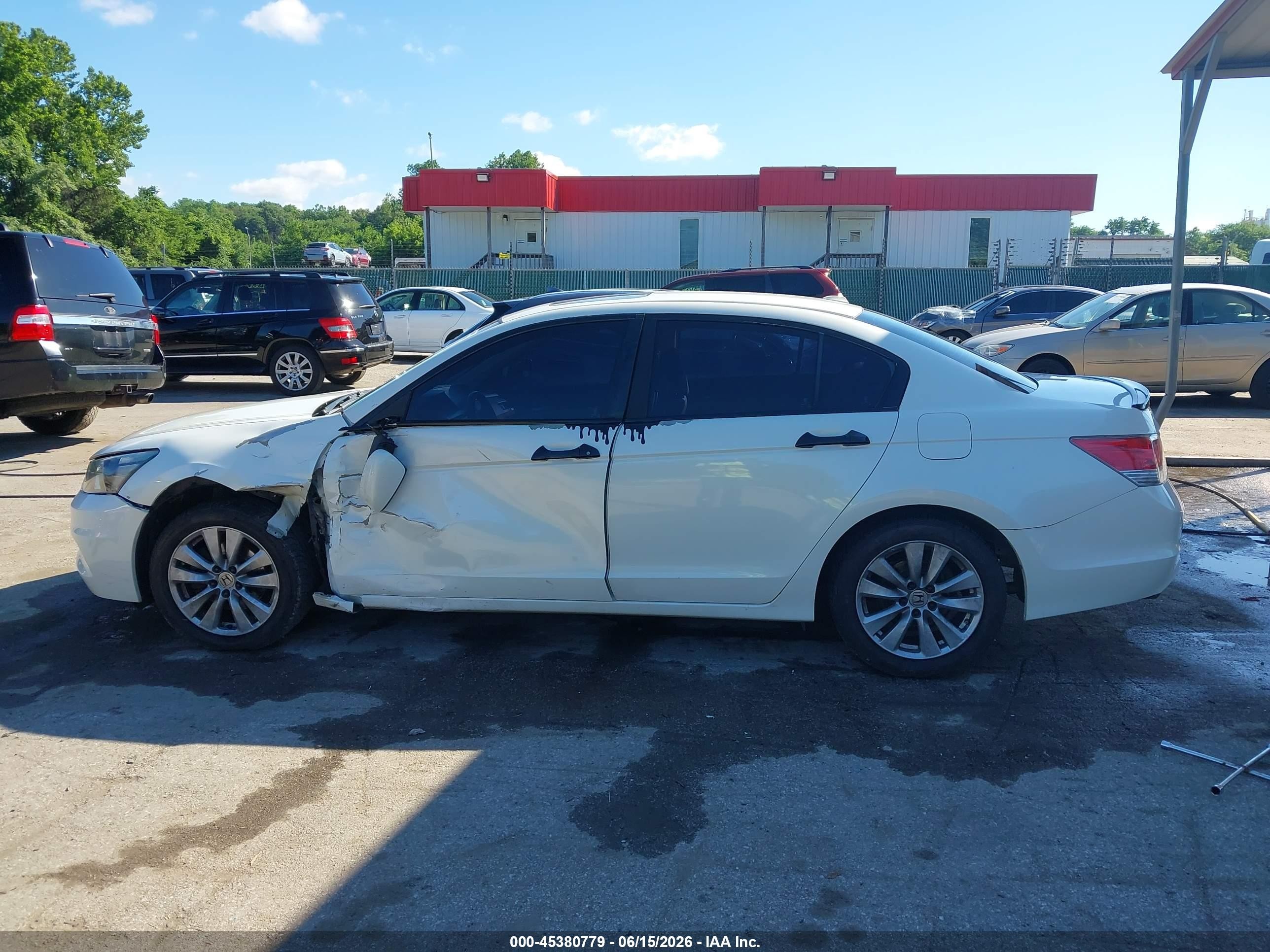 2011 Honda Accord 3.5 Ex-l White vin: 5KBCP3F87BB002437