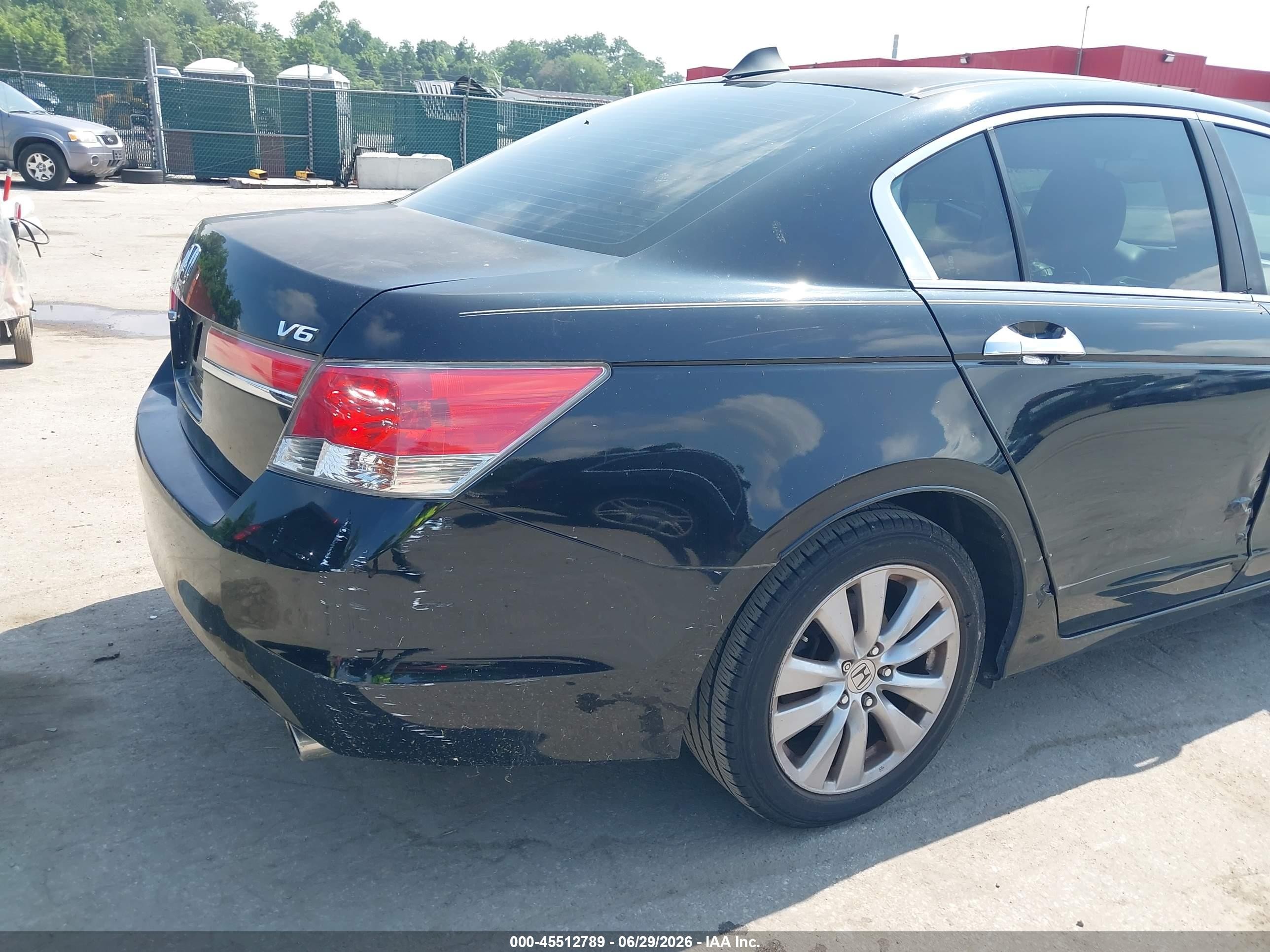 2011 Honda Accord 3.5 Ex-l Черный vin: 5KBCP3F88BB002253