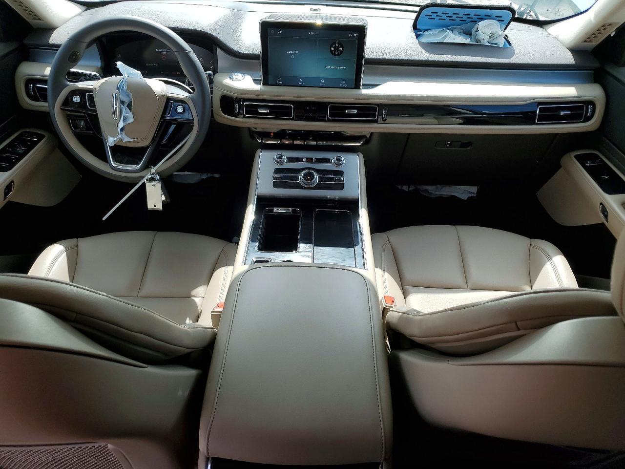 2023 Lincoln Aviator Серебряный vin: 5LM5J6WC0PGL11056