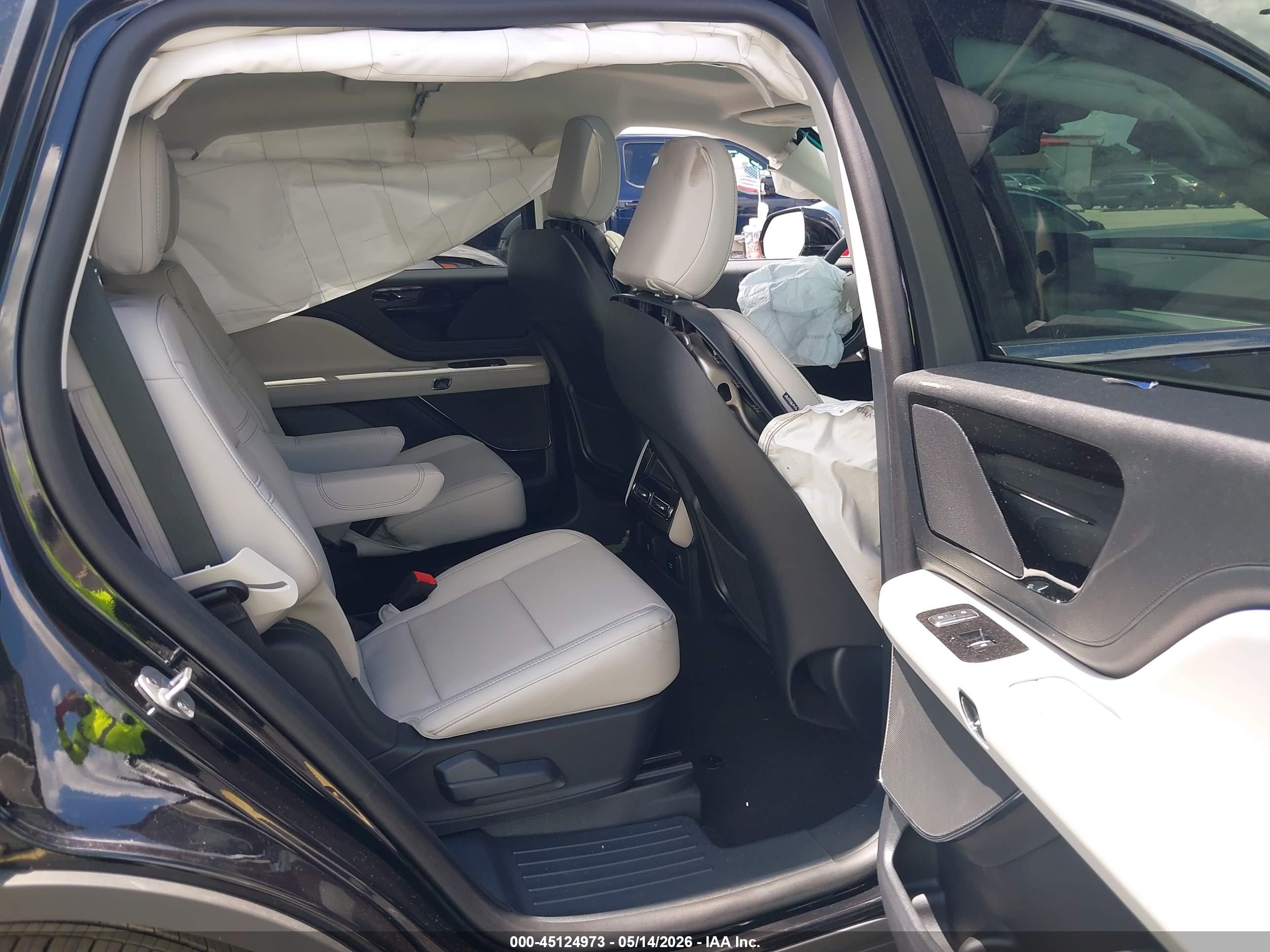 2025 Lincoln Aviator Premiere Black vin: 5LM5J6WC9SGL32772