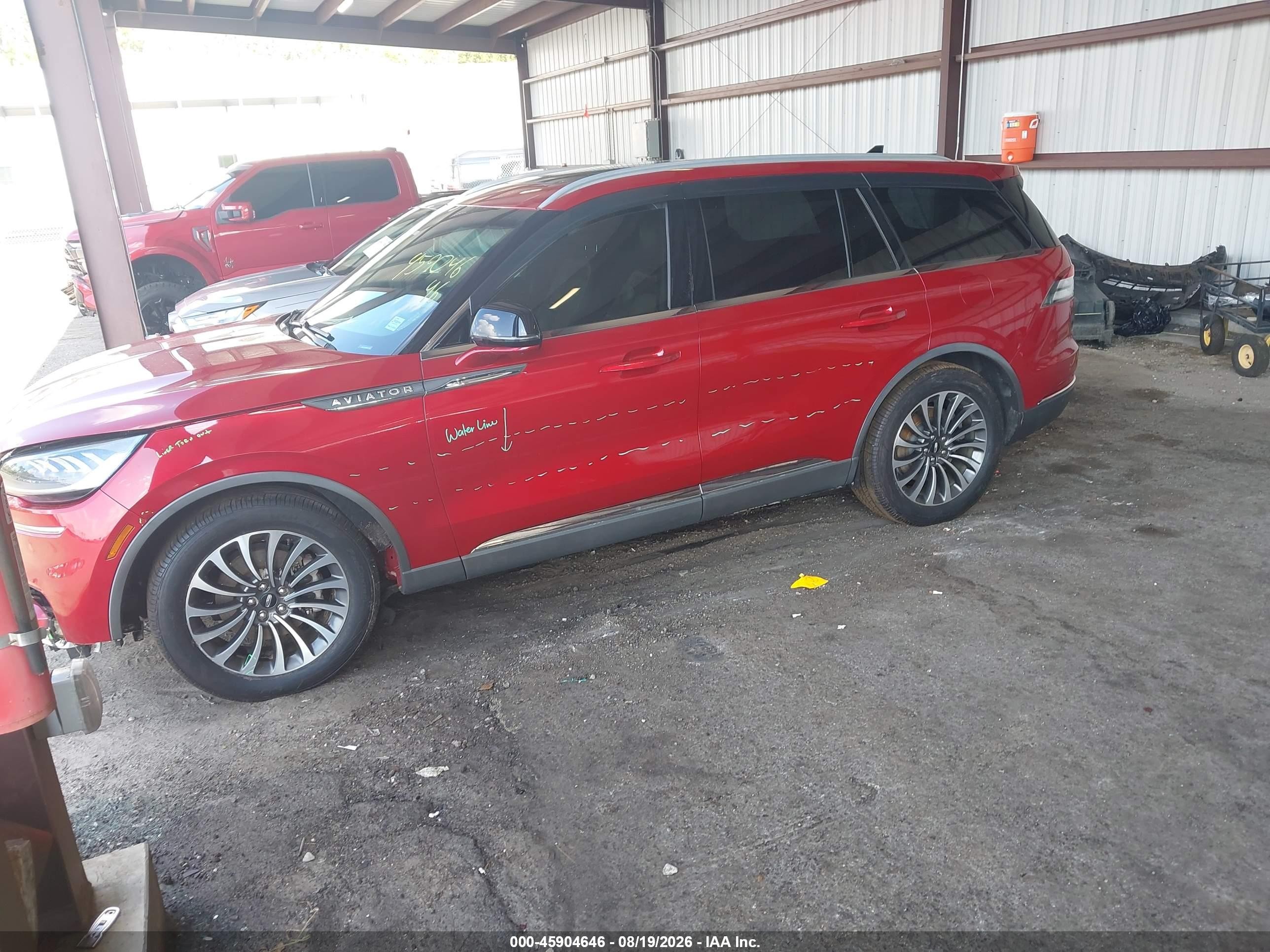2021 Lincoln Aviator Reserve Red vin: 5LM5J7WC4MGL11627