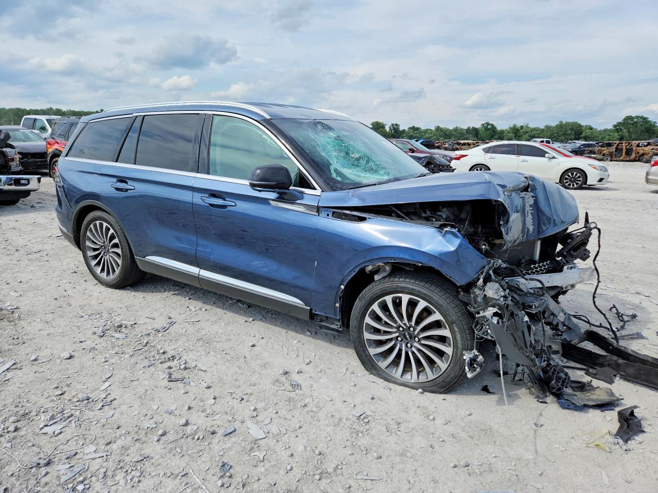 2020 Lincoln Aviator Reserve Blue vin: 5LM5J7WC8LGL21902