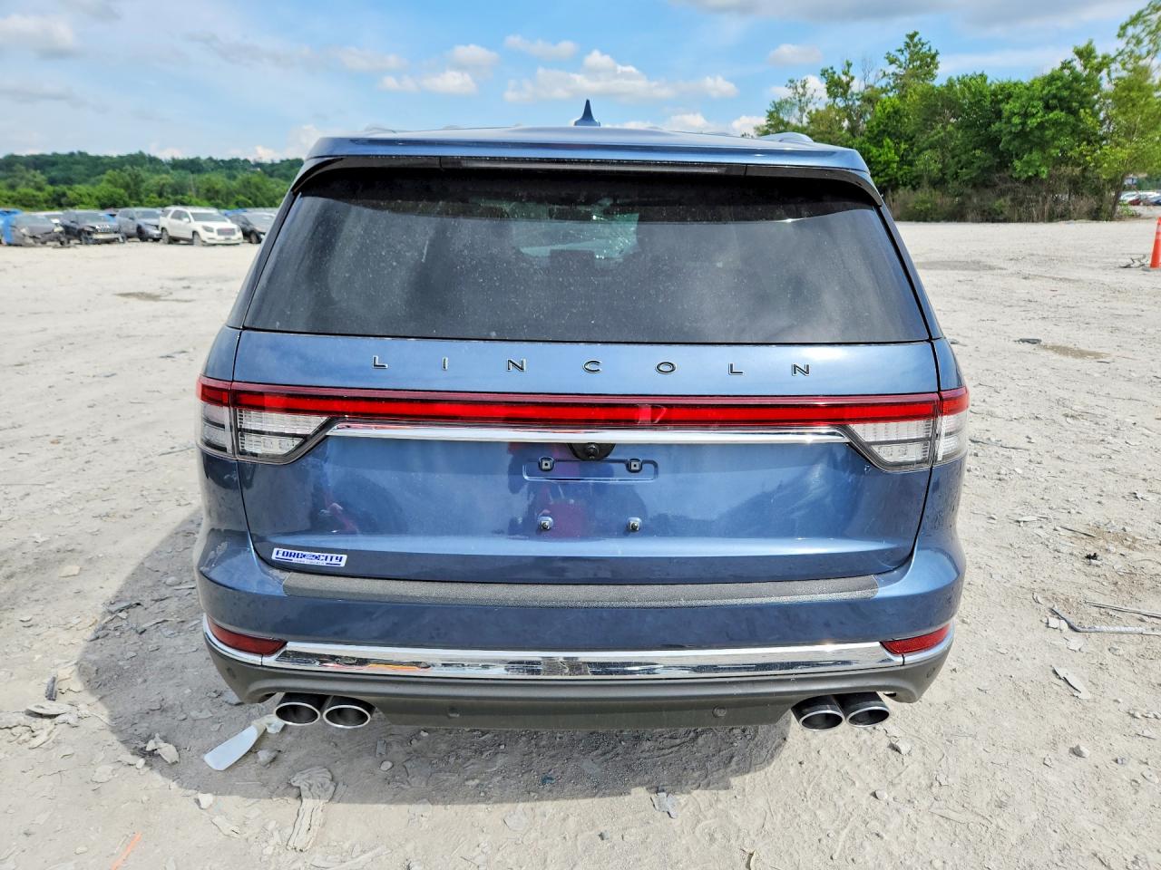 2020 Lincoln Aviator Reserve Blue vin: 5LM5J7WC8LGL21902