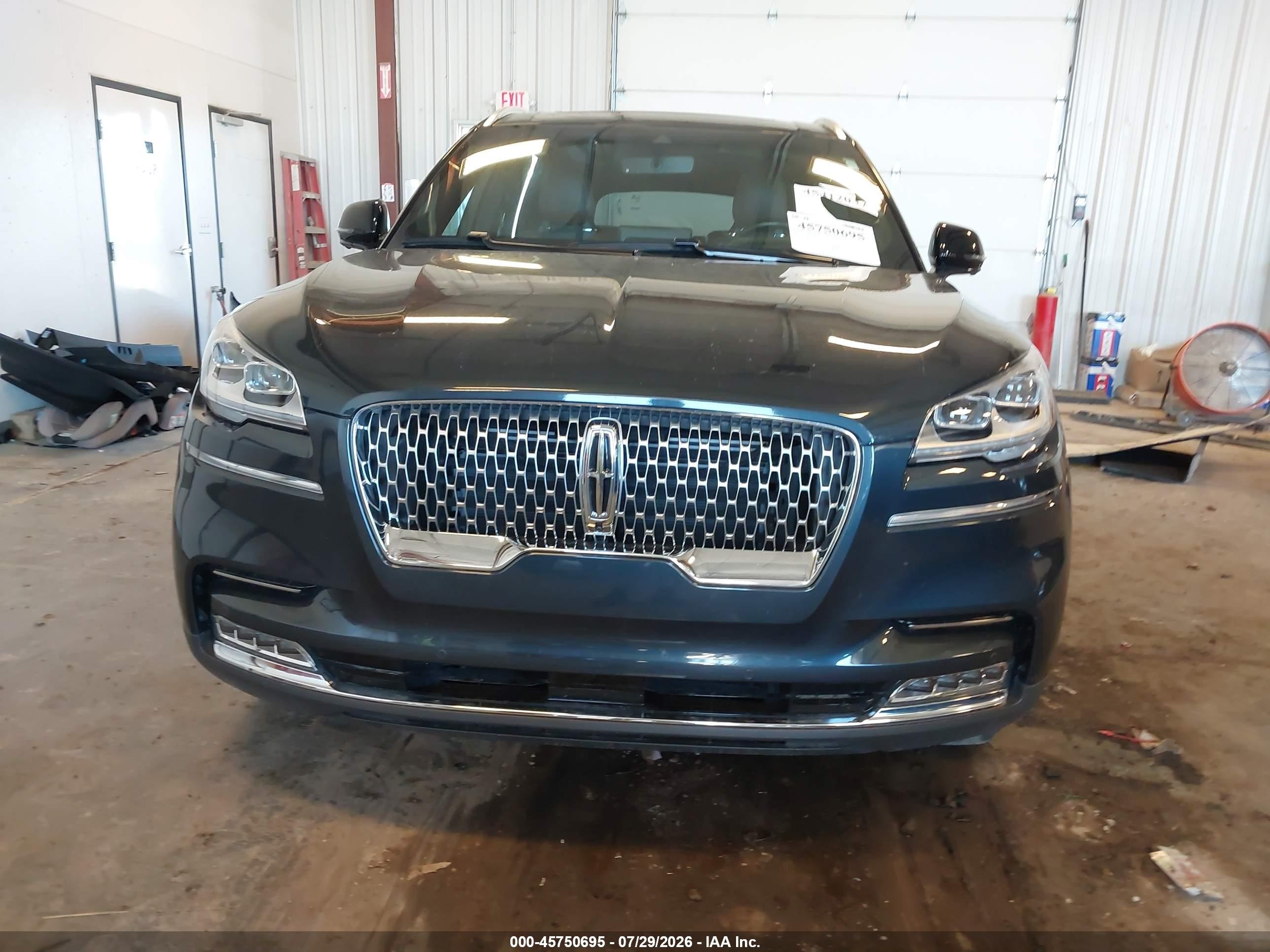 2023 Lincoln Aviator Reserve Blue vin: 5LM5J7XC0PGL24121