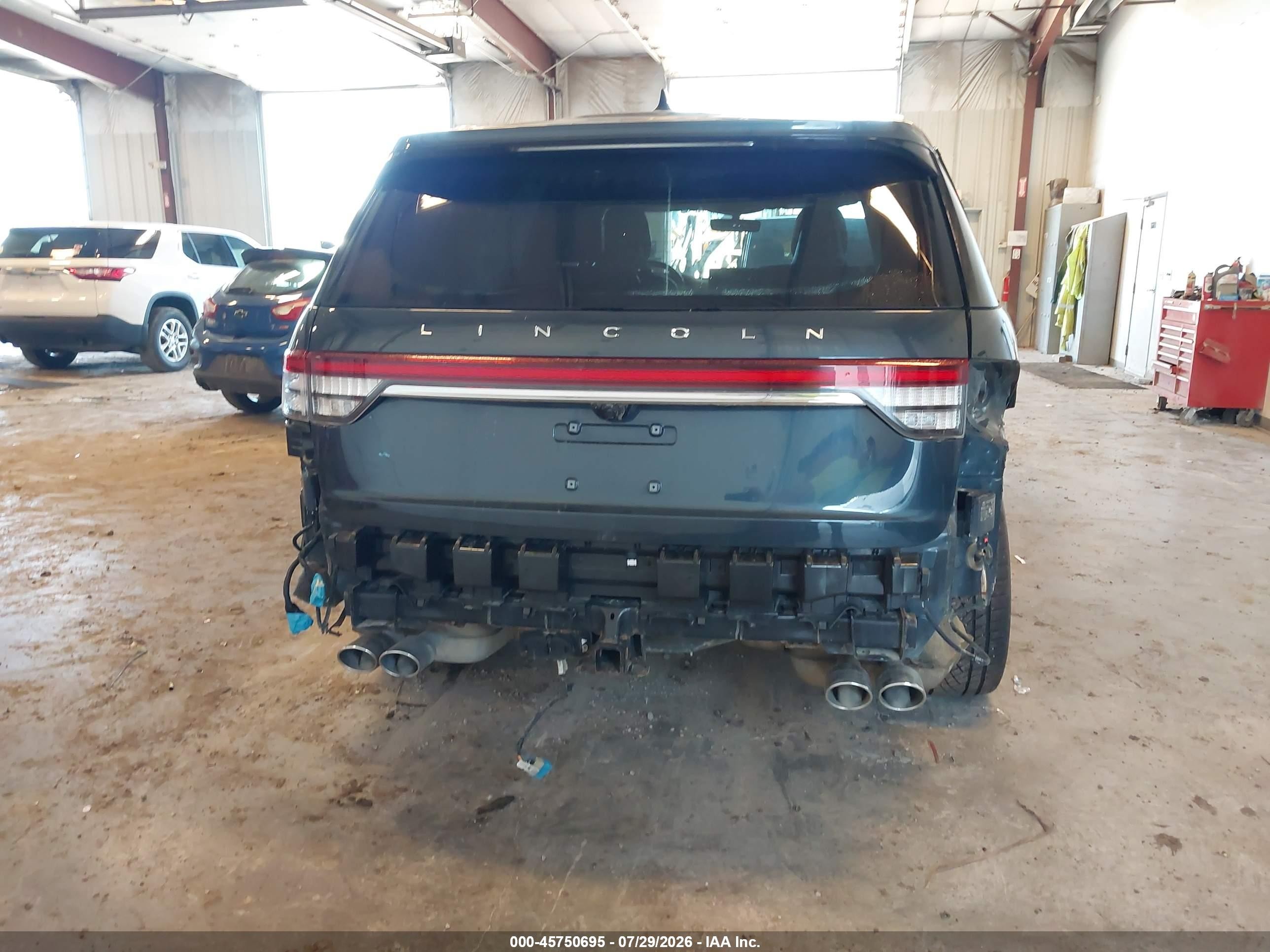 2023 Lincoln Aviator Reserve Blue vin: 5LM5J7XC0PGL24121