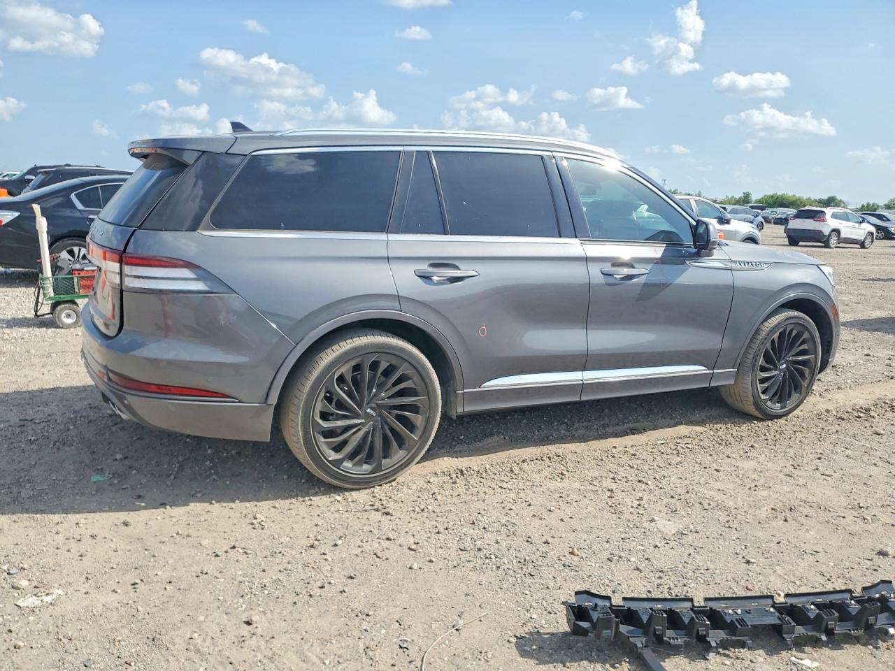 2021 Lincoln Aviator Reserve Серый vin: 5LM5J7XC2MGL17151