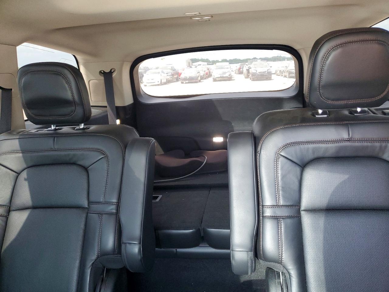 2021 Lincoln Aviator Reserve Серый vin: 5LM5J7XC2MGL17151
