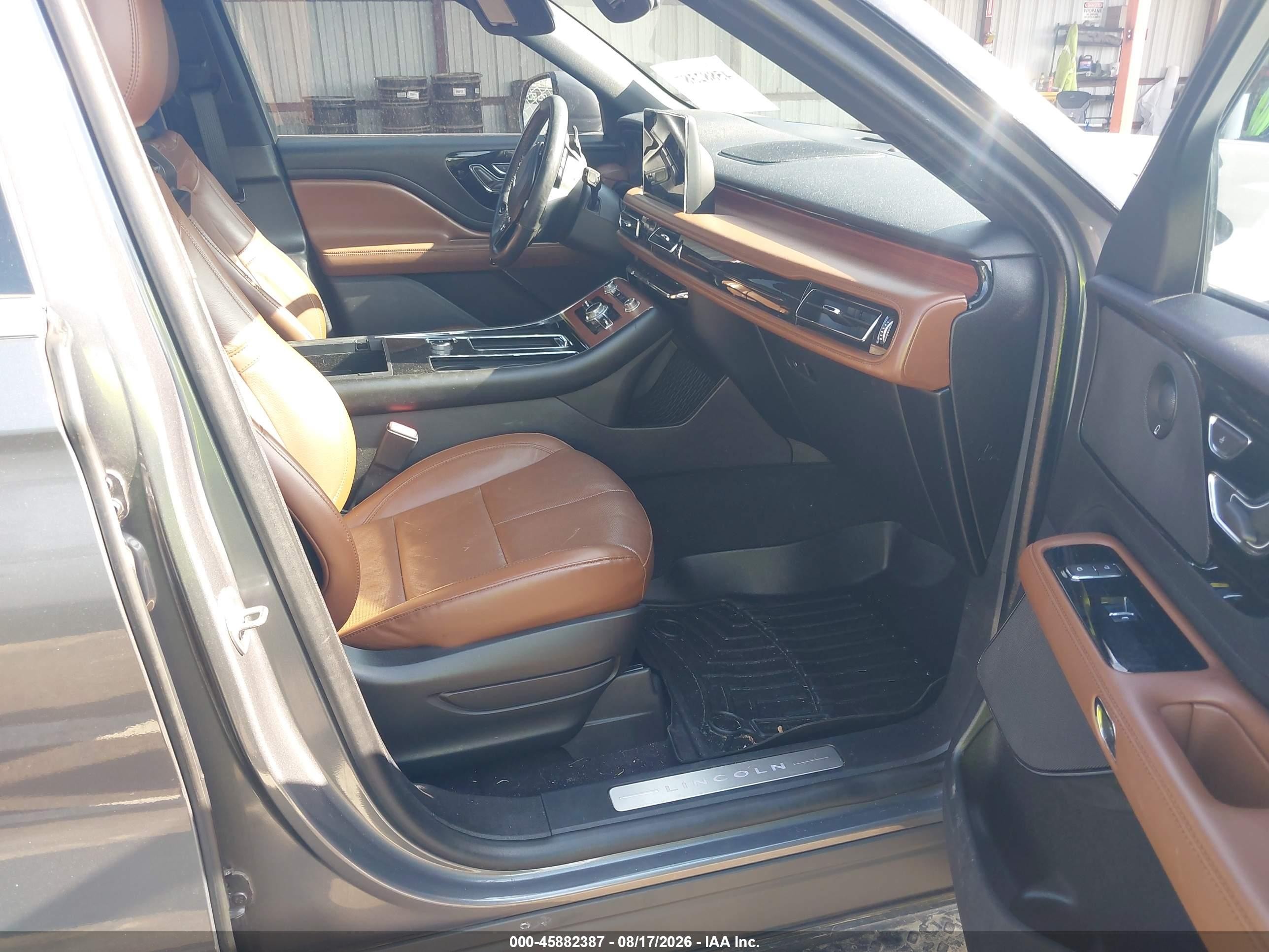 2022 Lincoln Aviator Reserve Gray vin: 5LM5J7XC2NGL00870
