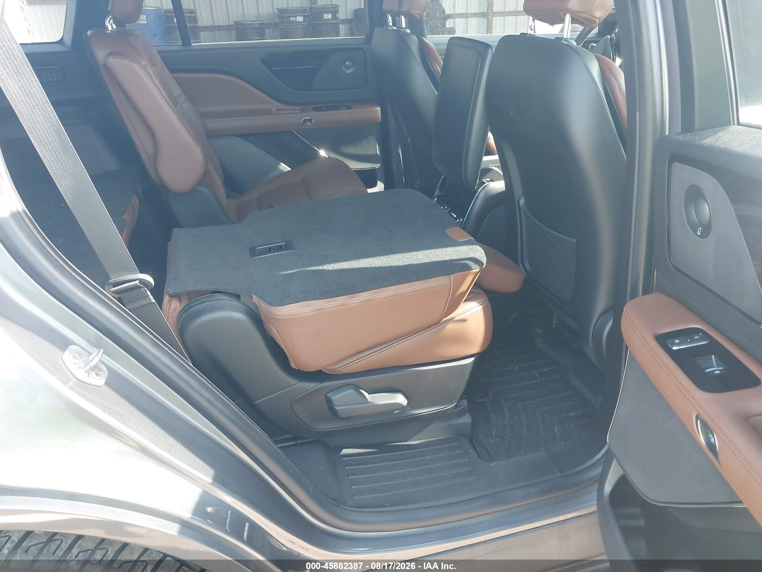 2022 Lincoln Aviator Reserve Gray vin: 5LM5J7XC2NGL00870